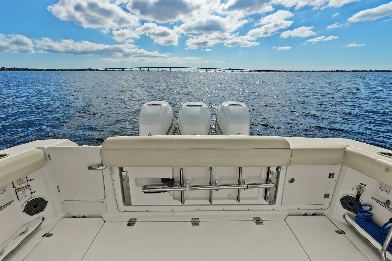 2019 Boston Whaler 380 Outrage - Image 29