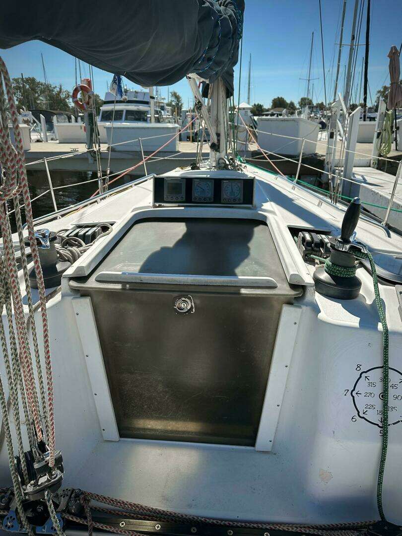2000 C&C 110 - Image 11
