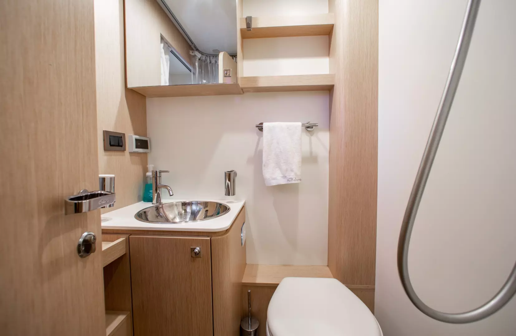 2017 Riva 88 Domino Super - Image 40
