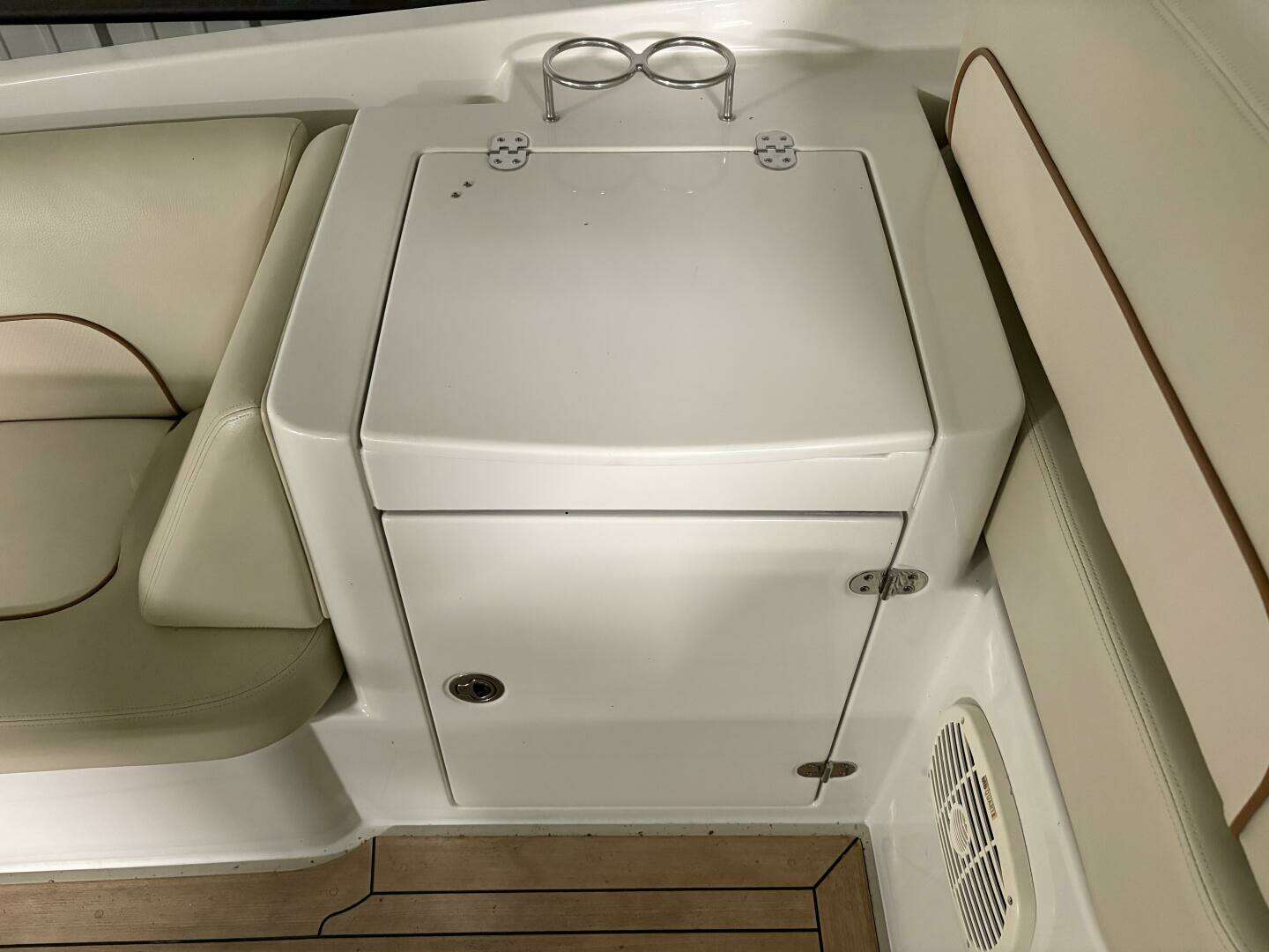 2008 Chris-Craft 36 Corsair - Image 32