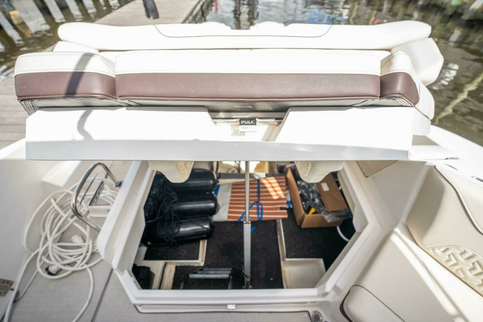 2022 Regal LX36 - Image 18
