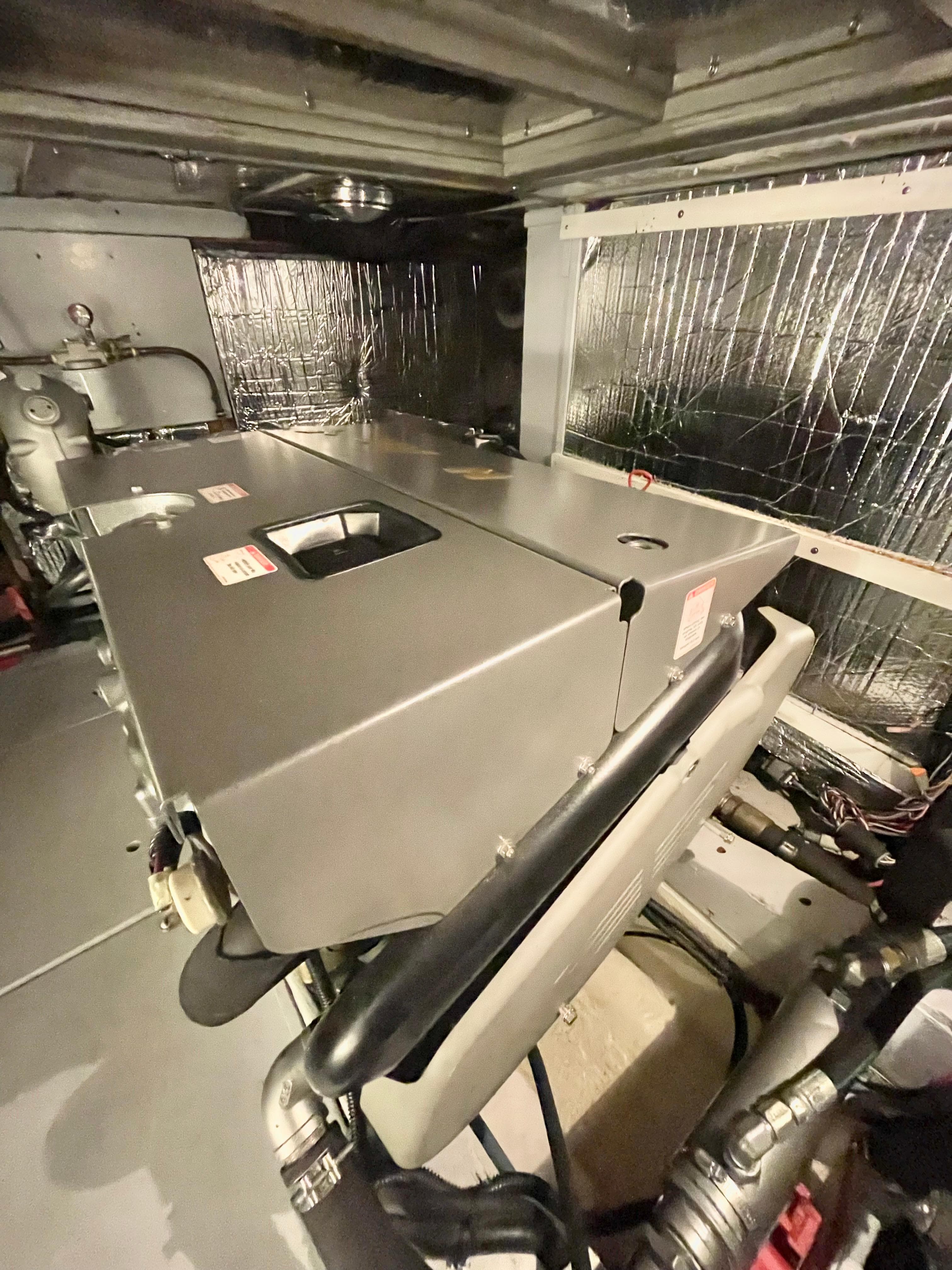 1976 Tollycraft 48 Cockpit Motor Yacht - 80