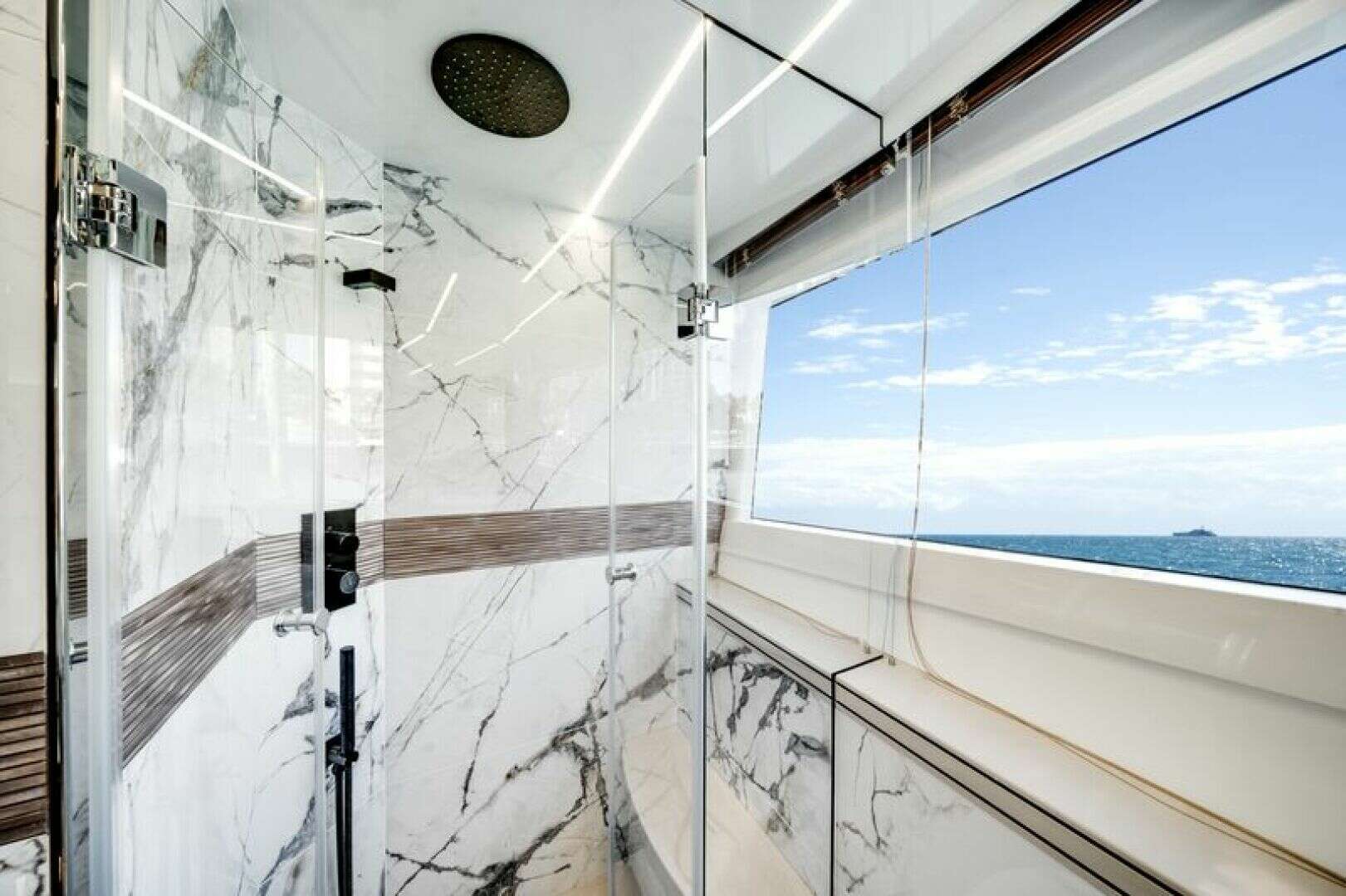 2024 Galeon 560 FLY - Image 29