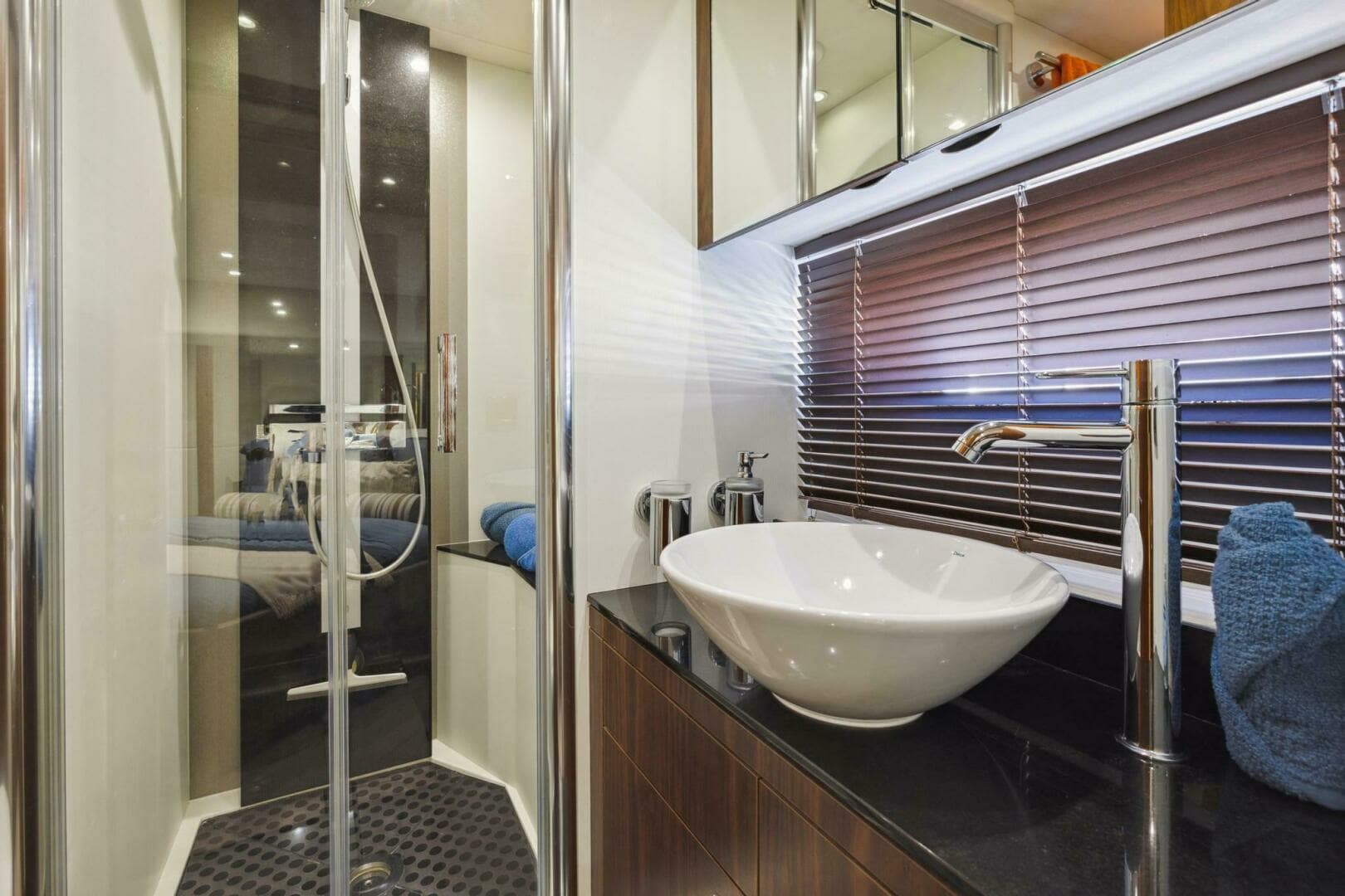 2014 Sunseeker Manhattan 73 - Image 33