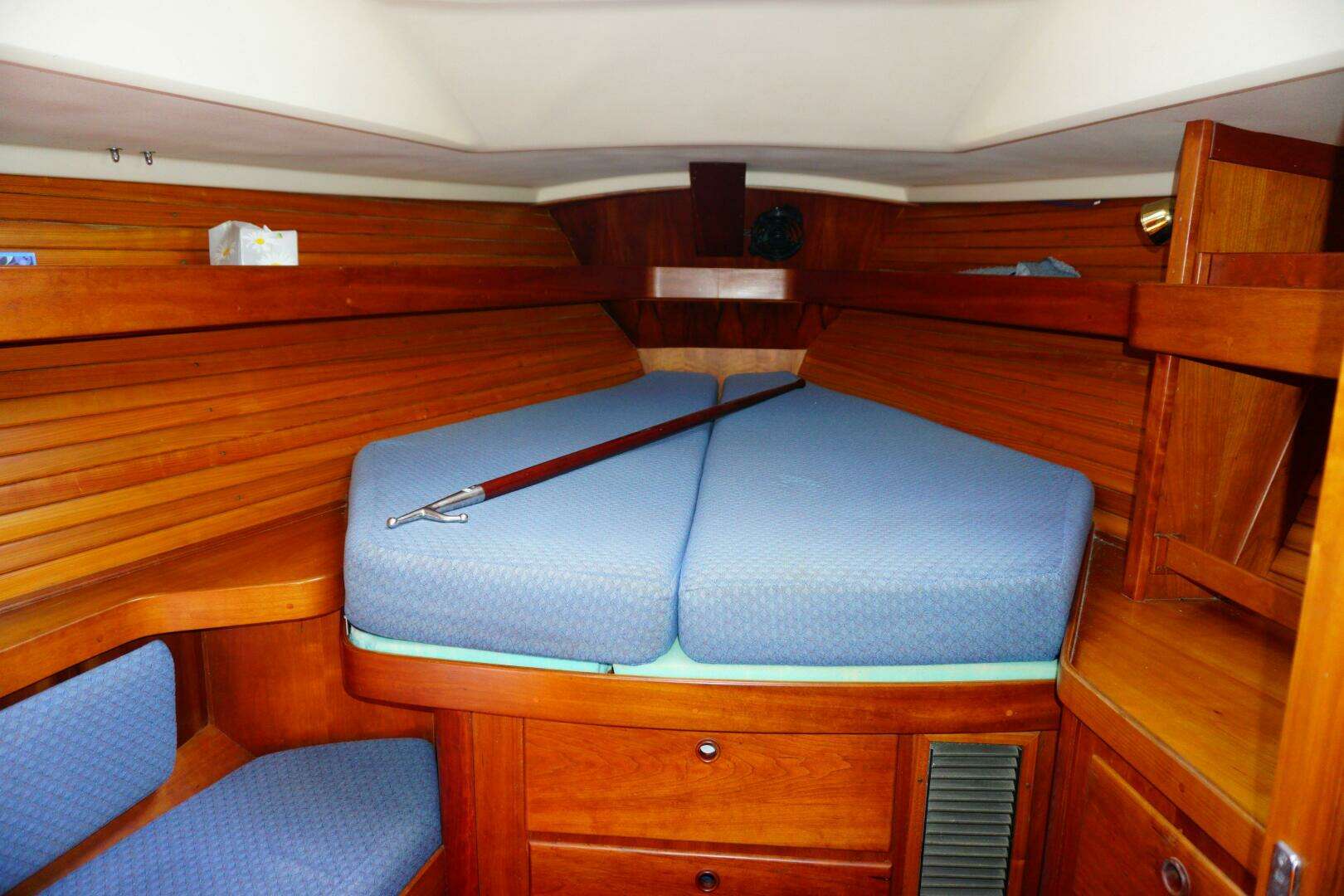 1998 Sabre 402 - Image 26