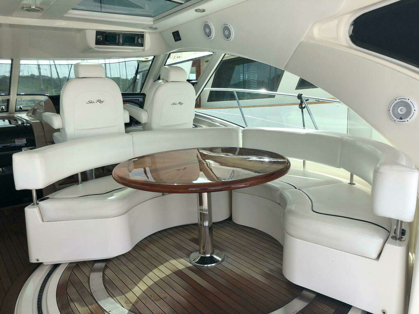2008 Sea Ray 55 Sundancer - Image 18
