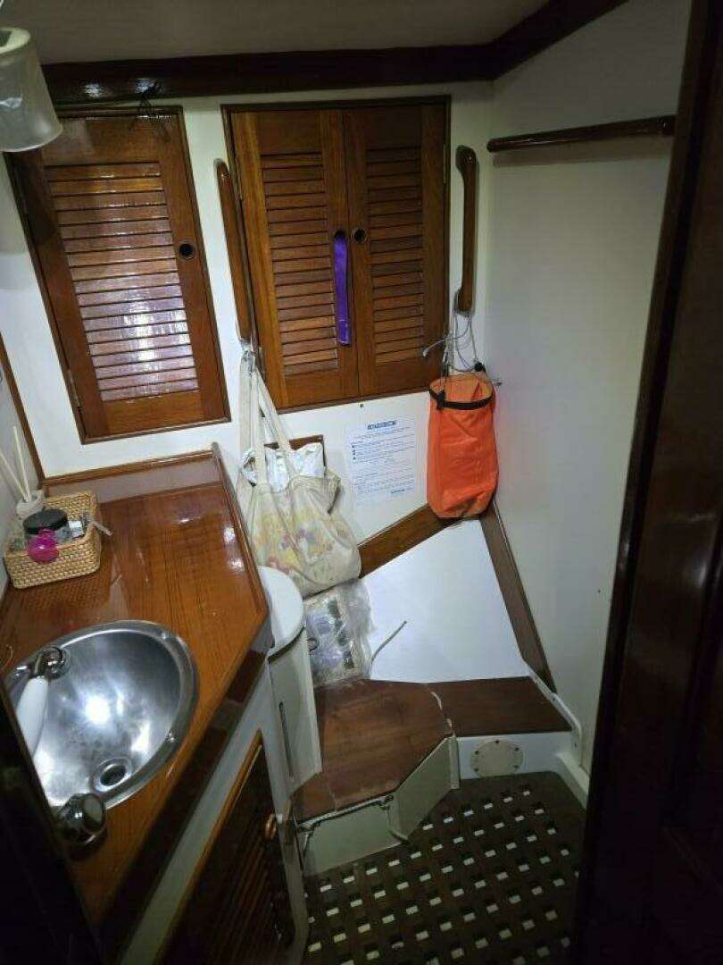 1977 Gulfstar 40 - Image 24