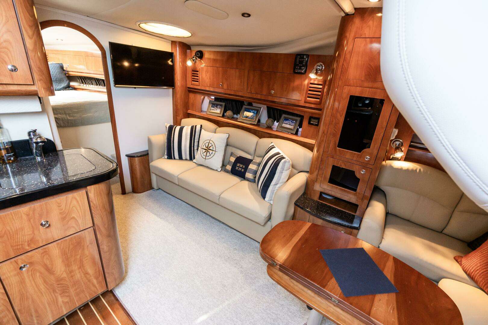 2008 Four Winns V378 - Image 39