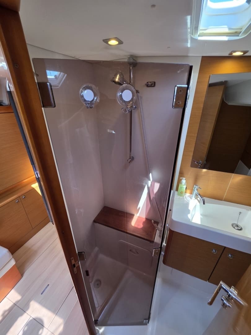 2016 Jeanneau Sun Odyssey 479 - Image 20