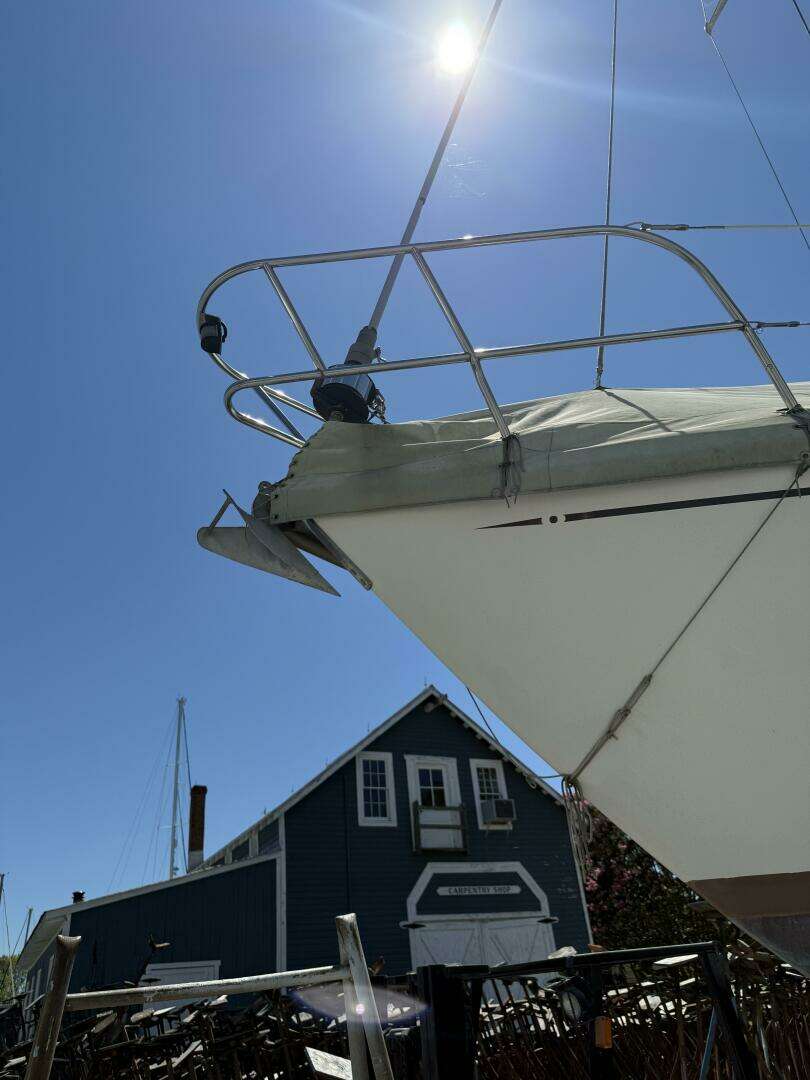 1985 Cape Dory — - Image 21