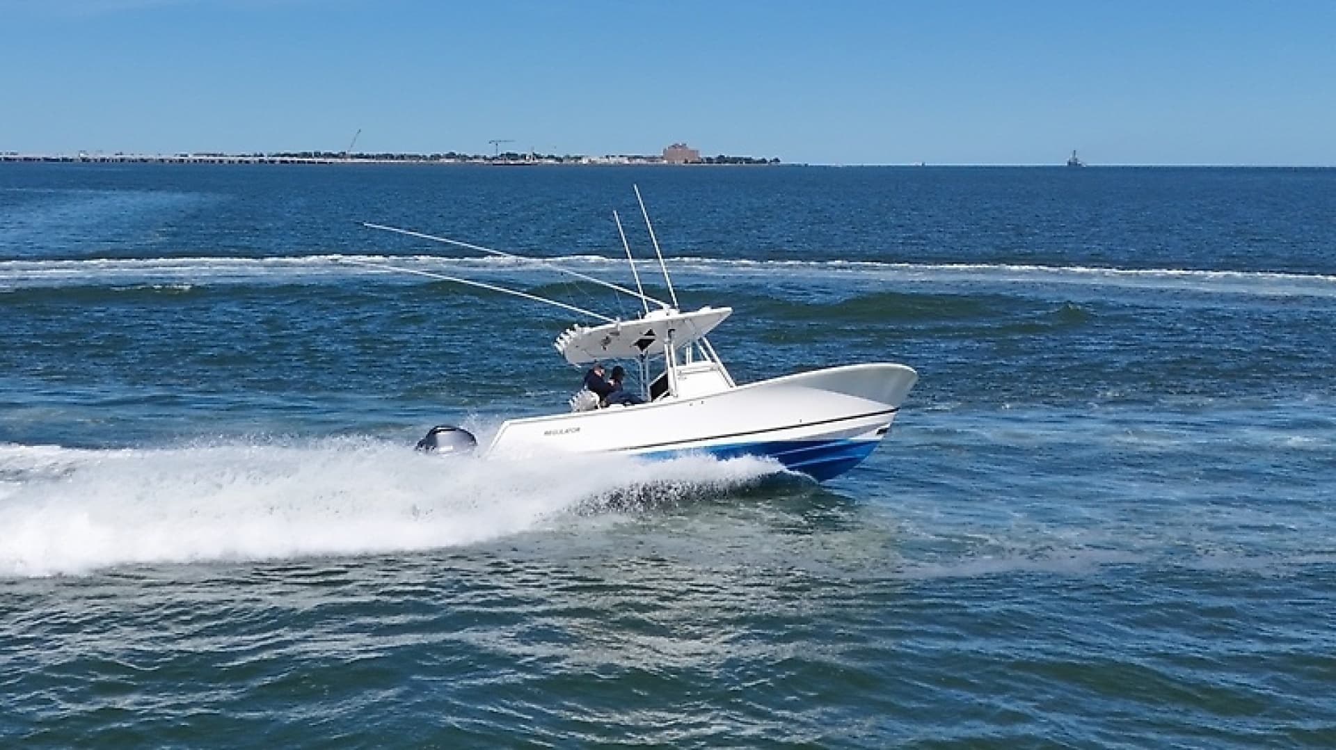 2006 Regulator 29 Forward Seating - Image 25