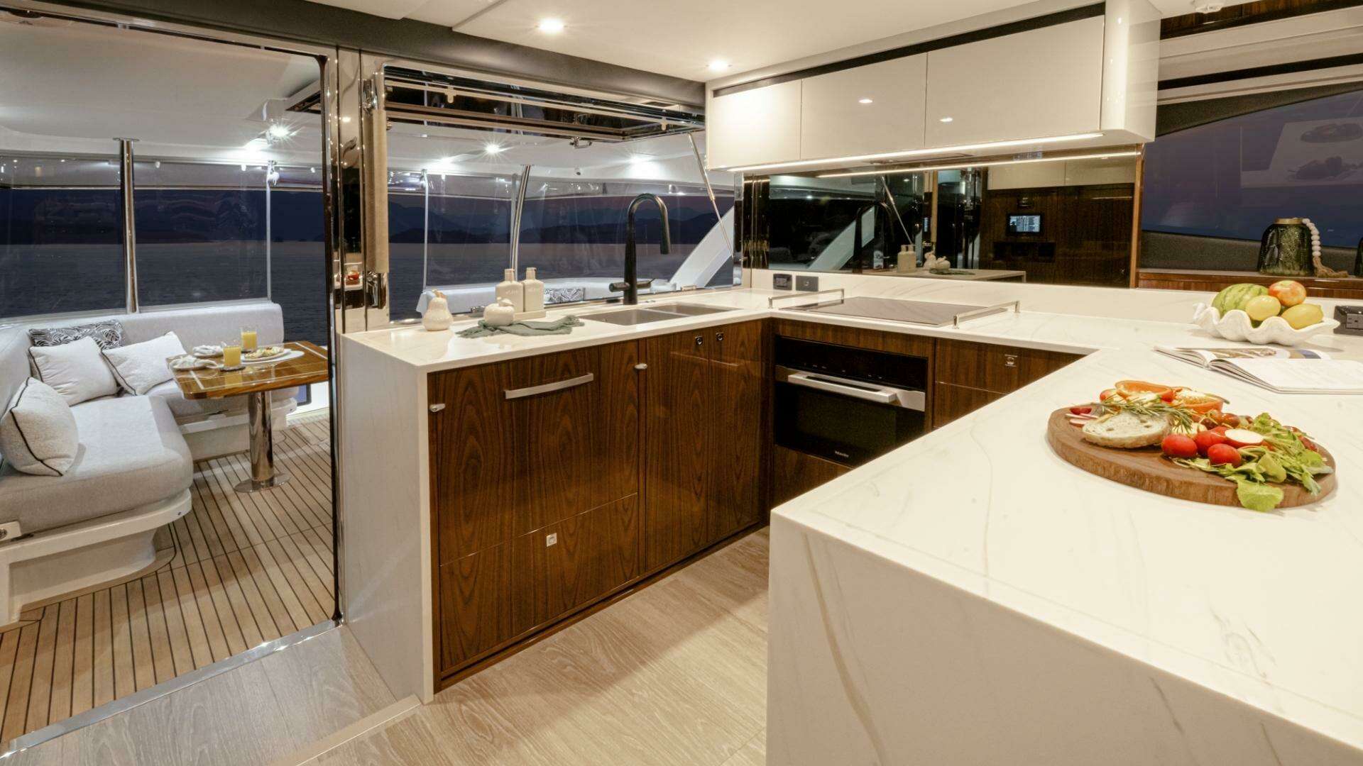 2026 Riviera 72 Sports Motor Yacht Series II - Image 12