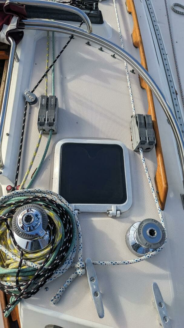 1993 Sabre 38 - Image 16