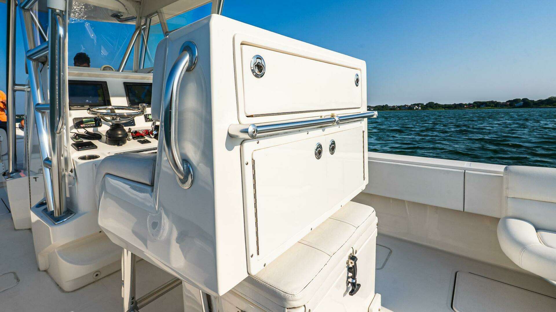 2016 Invincible 33 Open Fisherman - Image 14