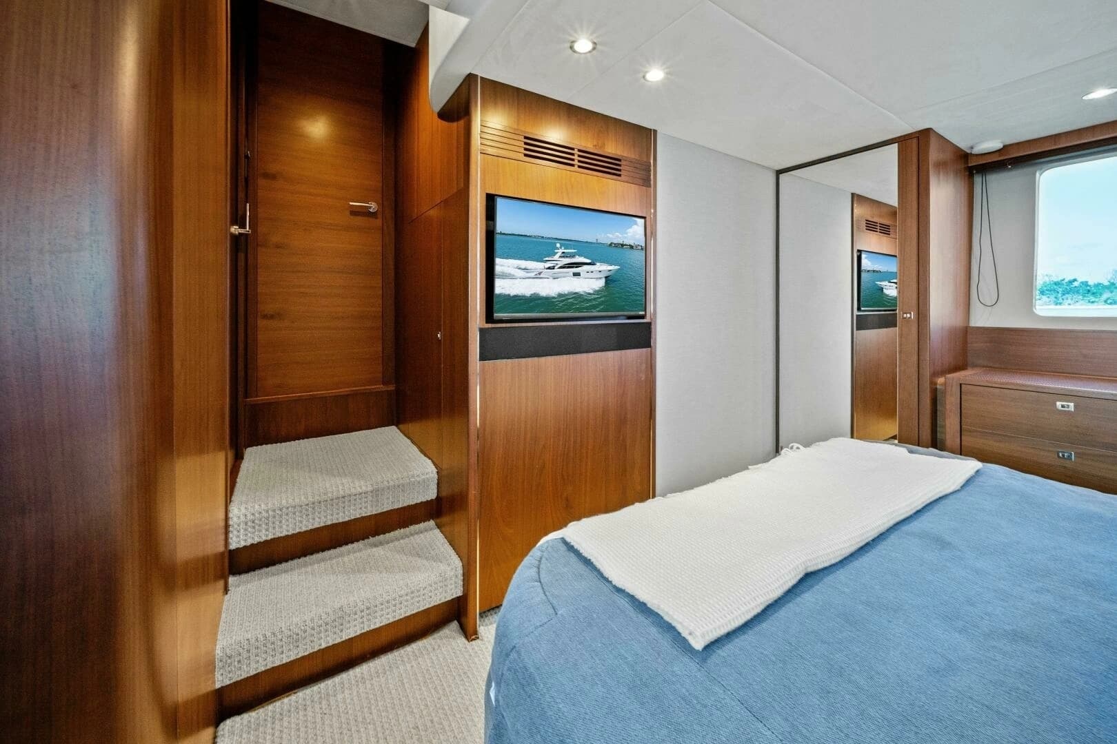 2015 Princess F60 - Image 27