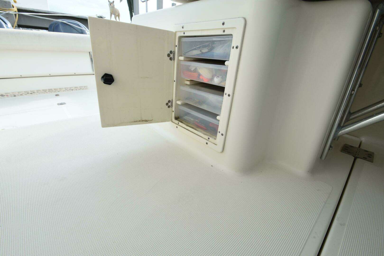 2005 Pursuit 3070 Offshore Express - Image 14