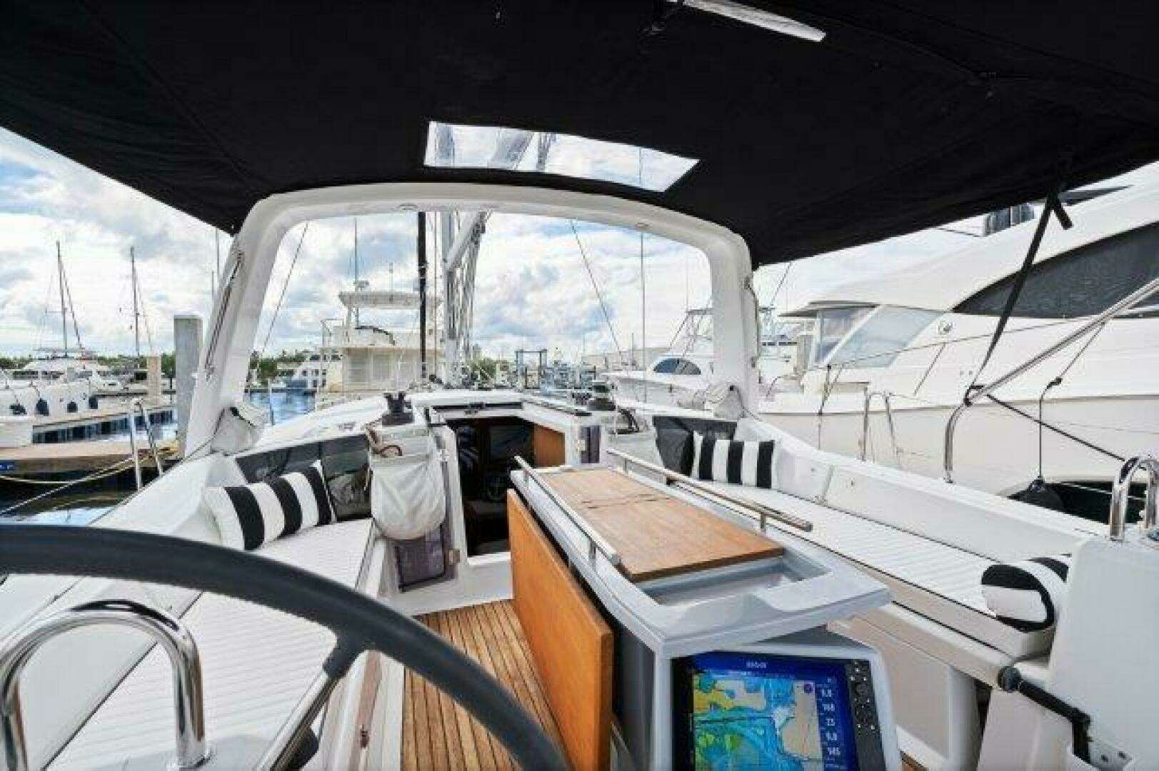 2018 Beneteau 41.1 - Image 32