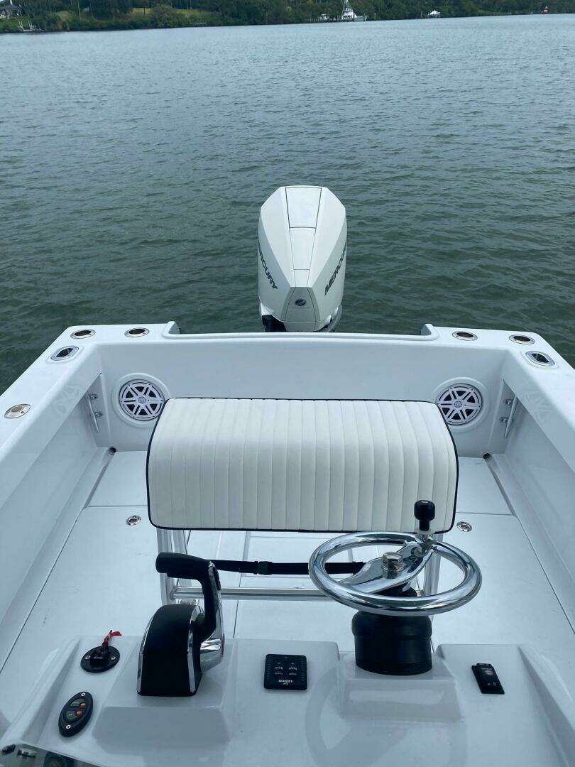 1988 Intrepid 24 - Image 6