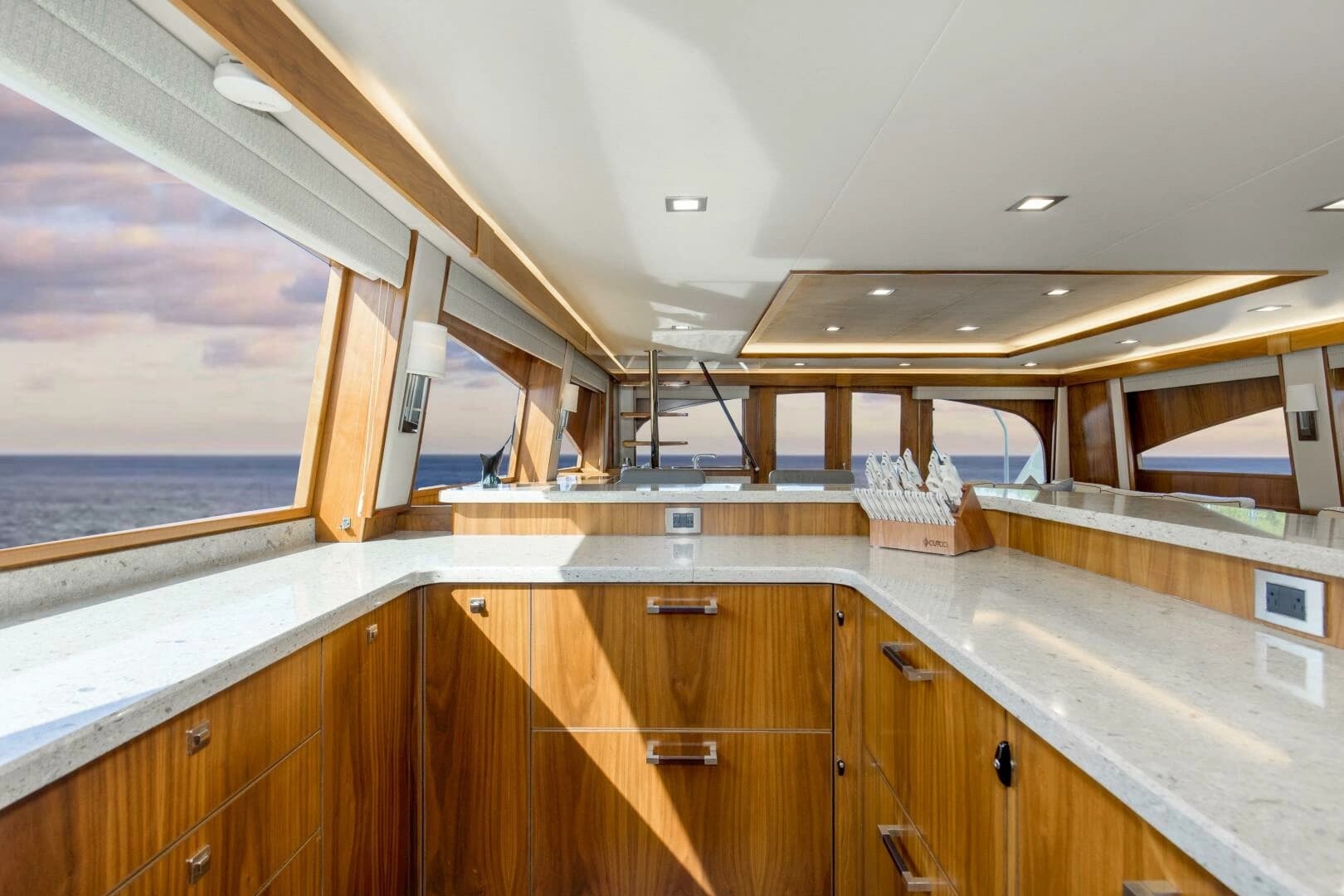 2016 Viking 92 Enclosed Bridge - Image 12