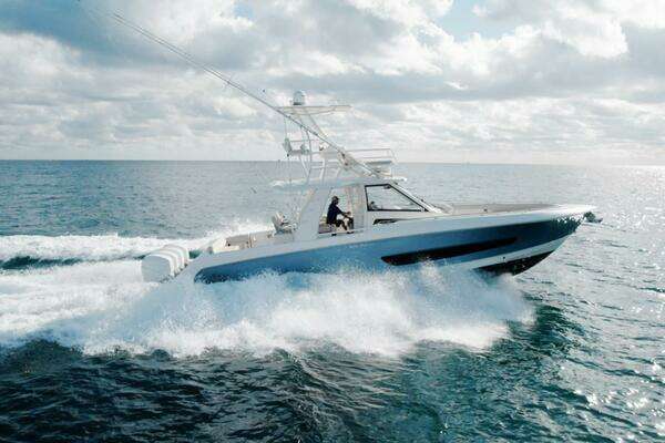 2017 Boston Whaler
