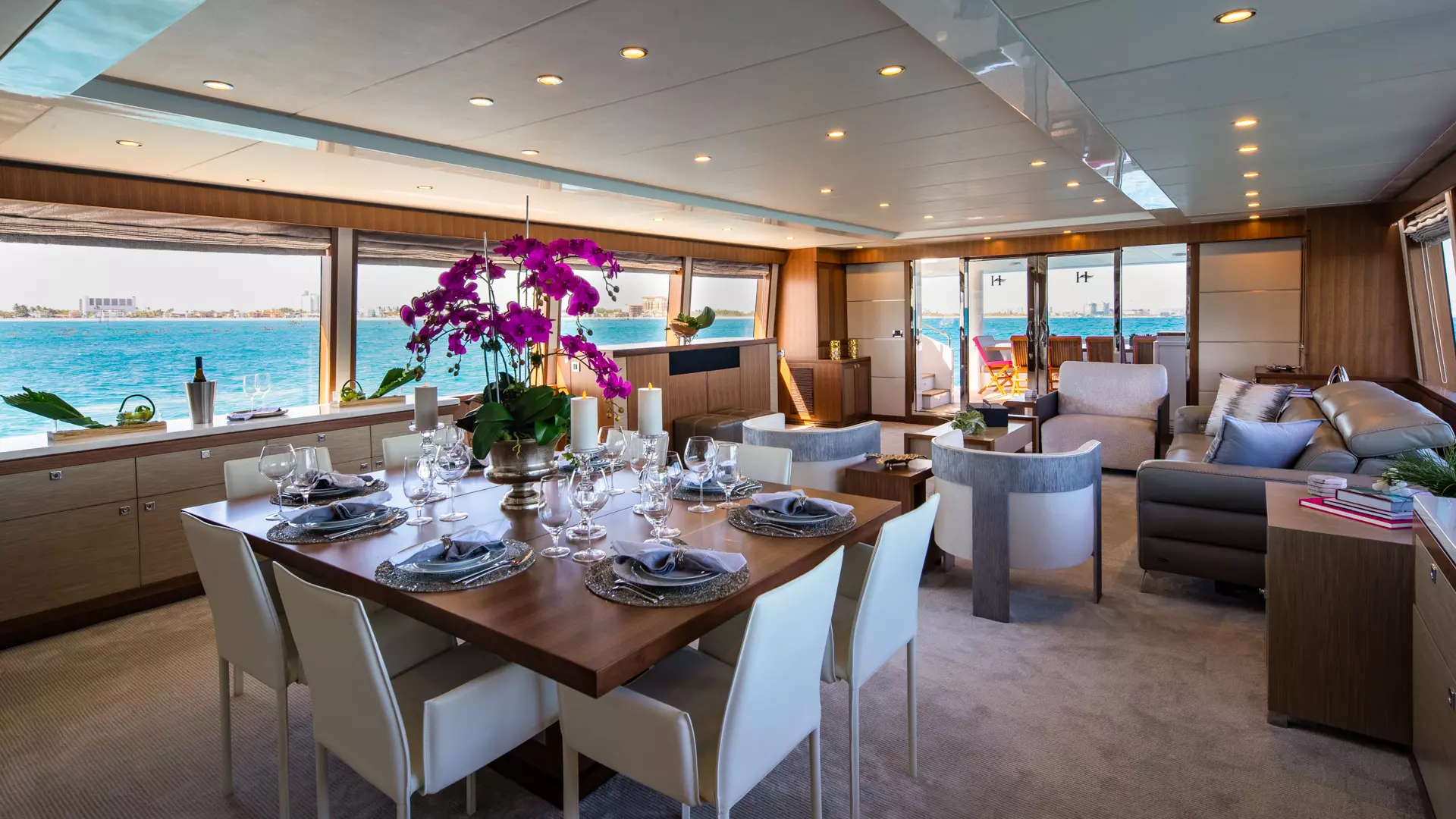 2026 Hargrave Raised Pilothouse - Image 26
