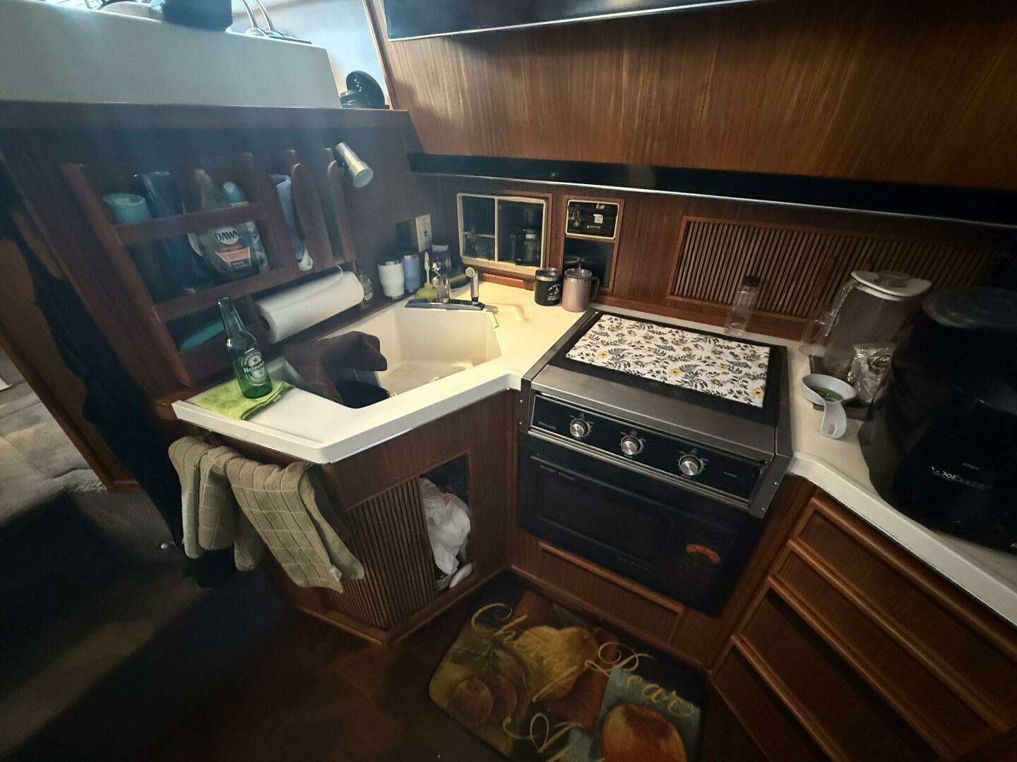 1988 Sea Ray 415 - Image 76
