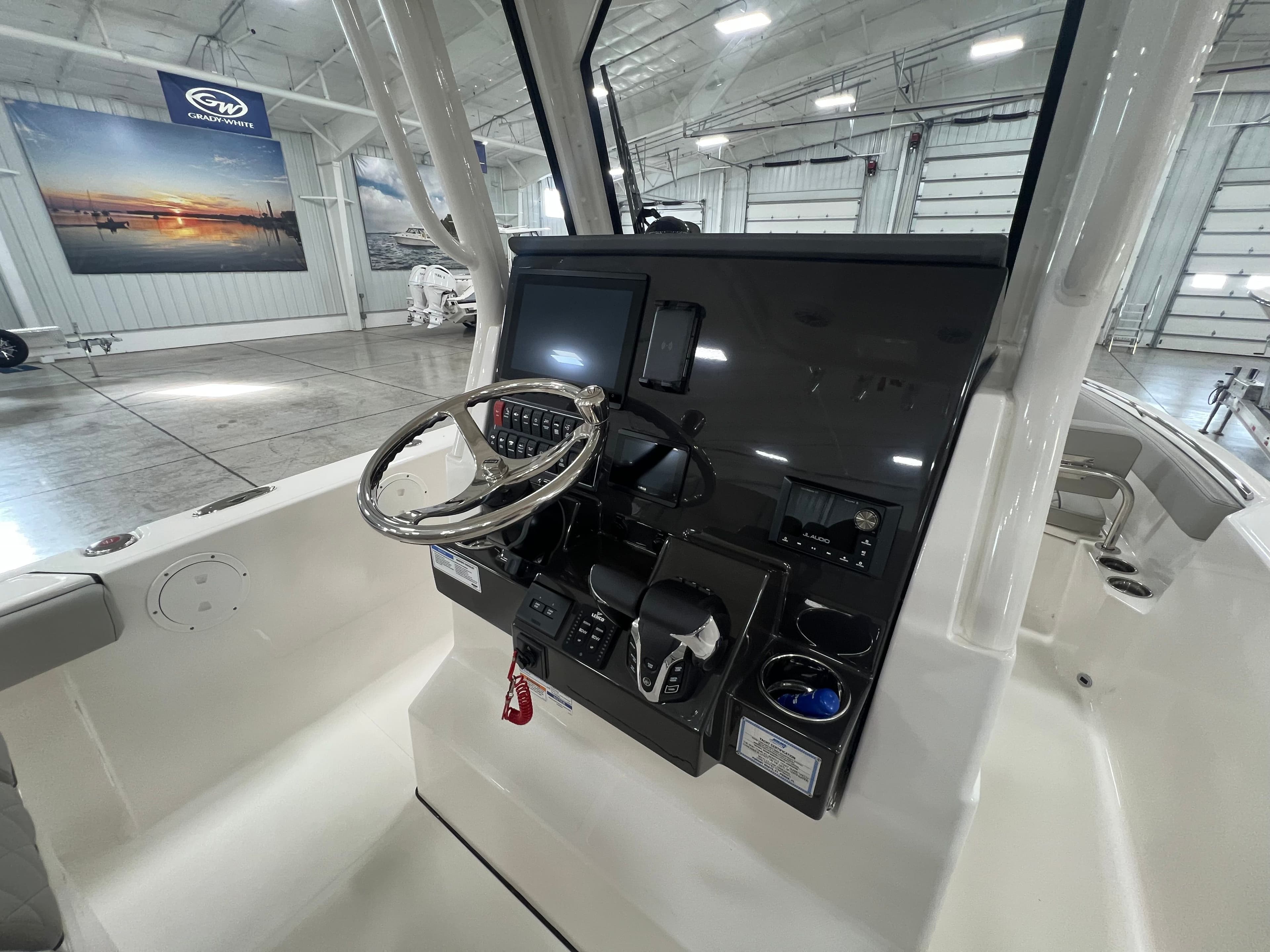 2025 PURSUIT 268 S - Image 23