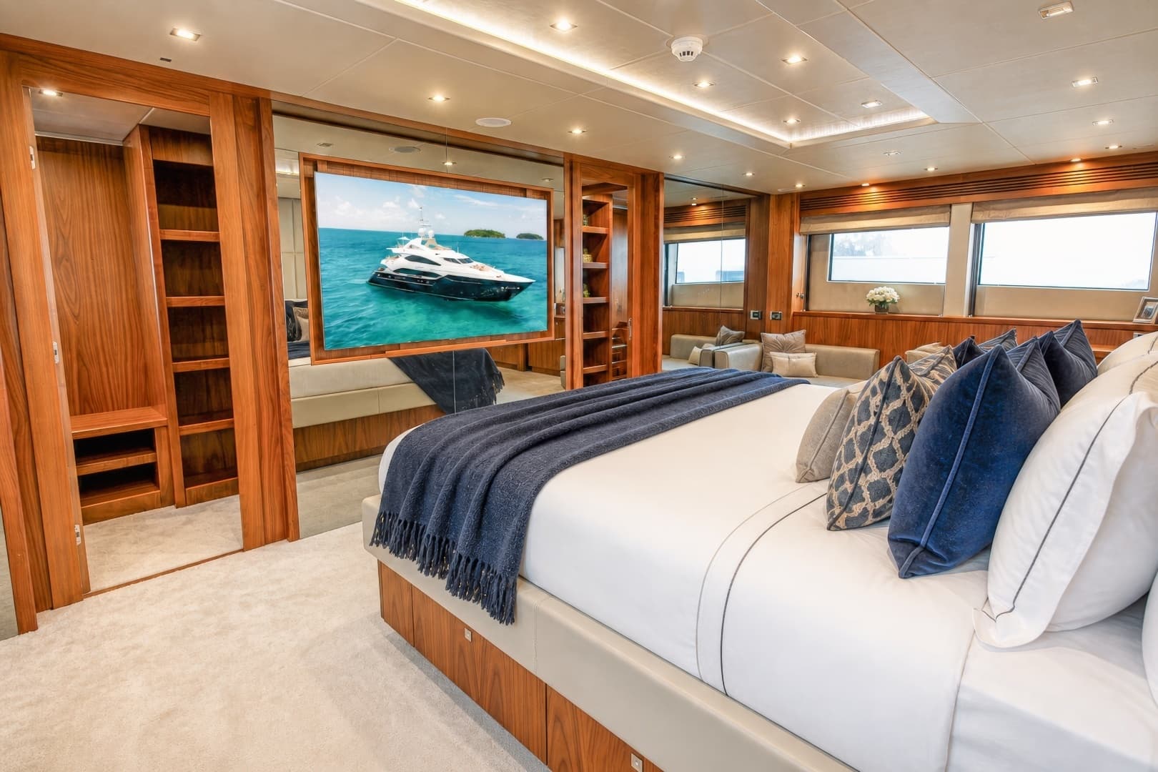 2014 Sunseeker 131 - Image 14