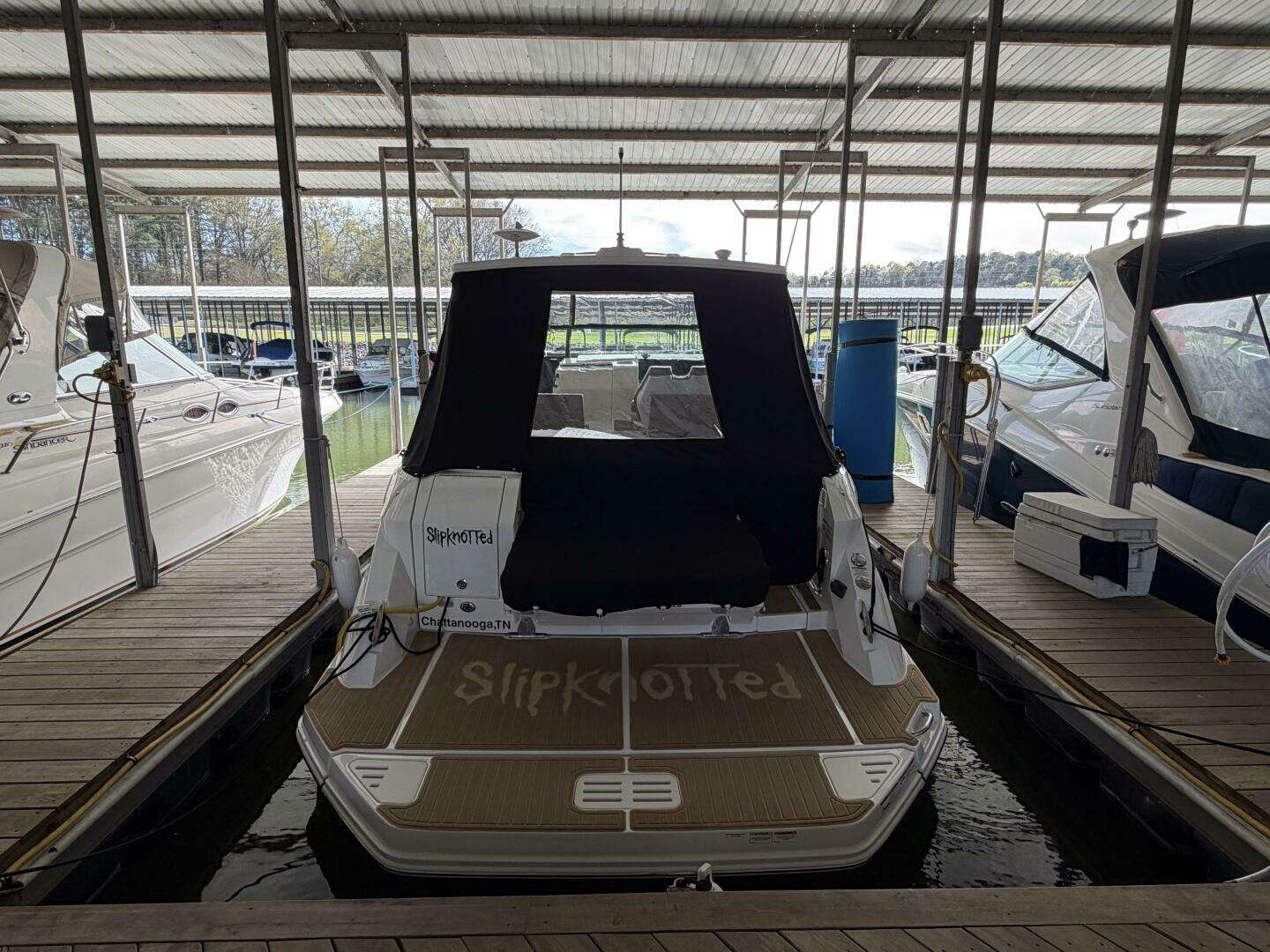 2023 Sea Ray Sundancer 320 - Image 4