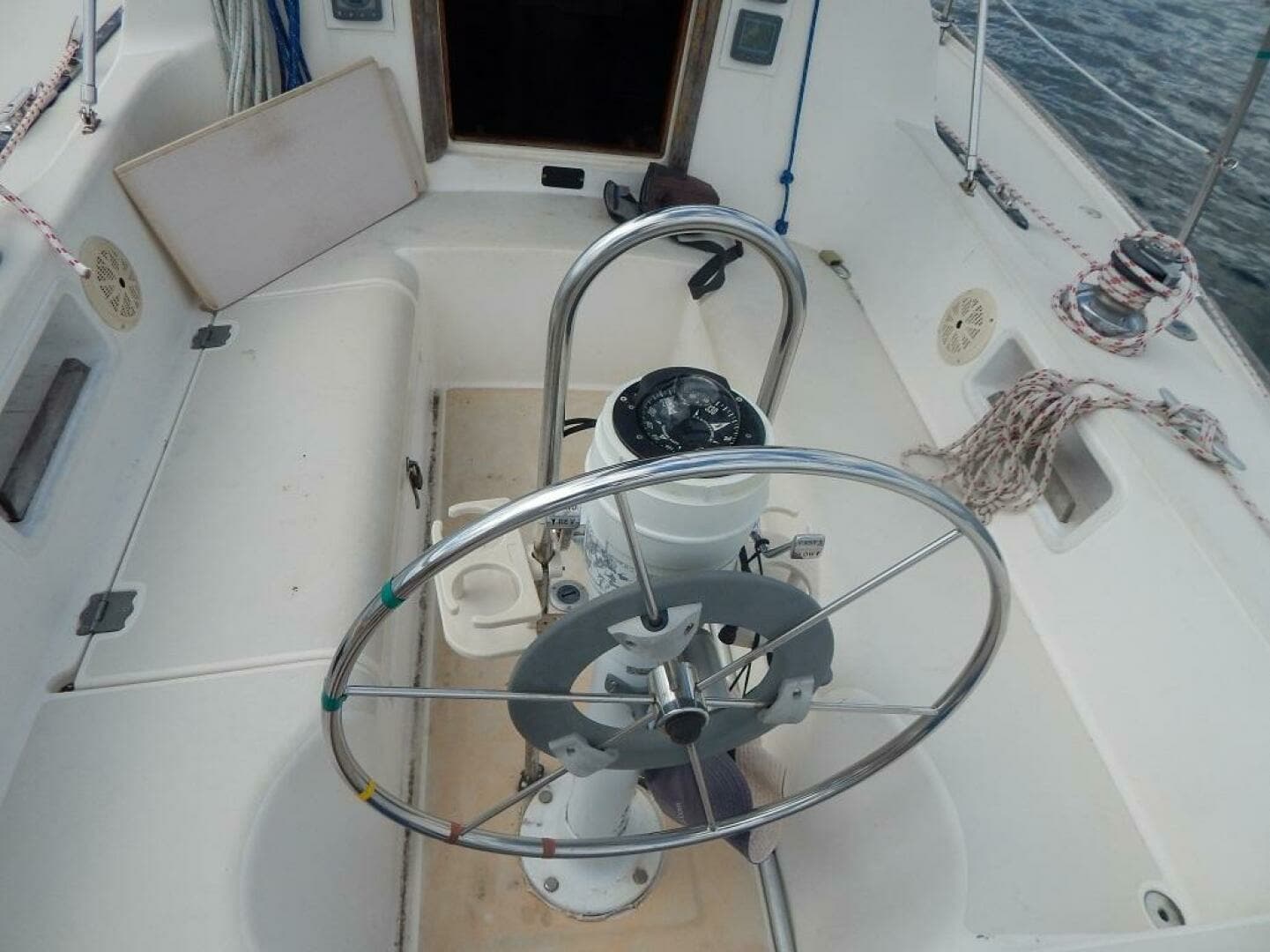 1985 Pearson Sloop - Image 24