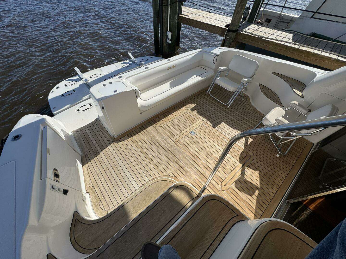2007 Sea Ray 58 Sedan Bridge - Image 13