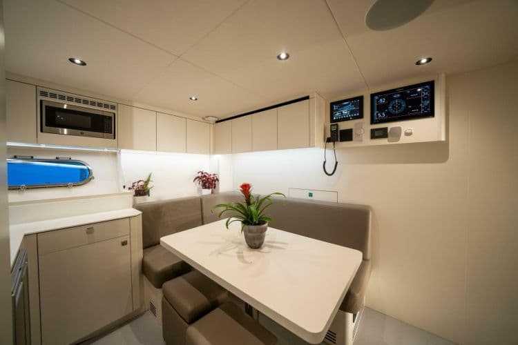 2027 Sunseeker 100 Yacht - Image 38
