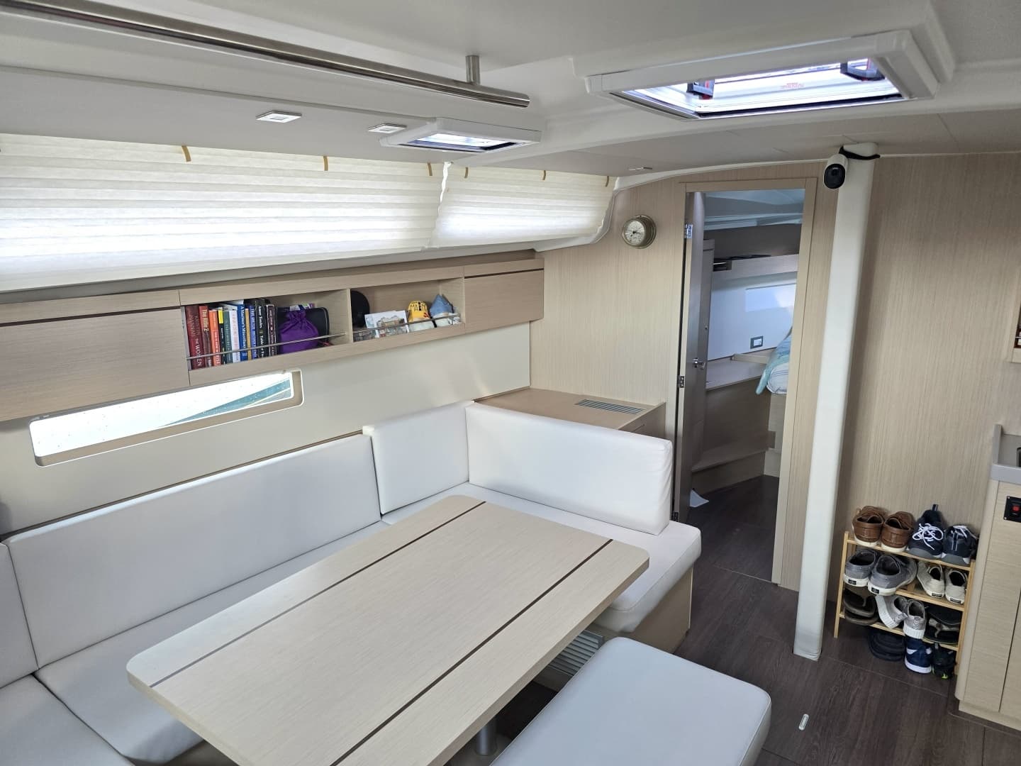 2022 Beneteau — - Image 8