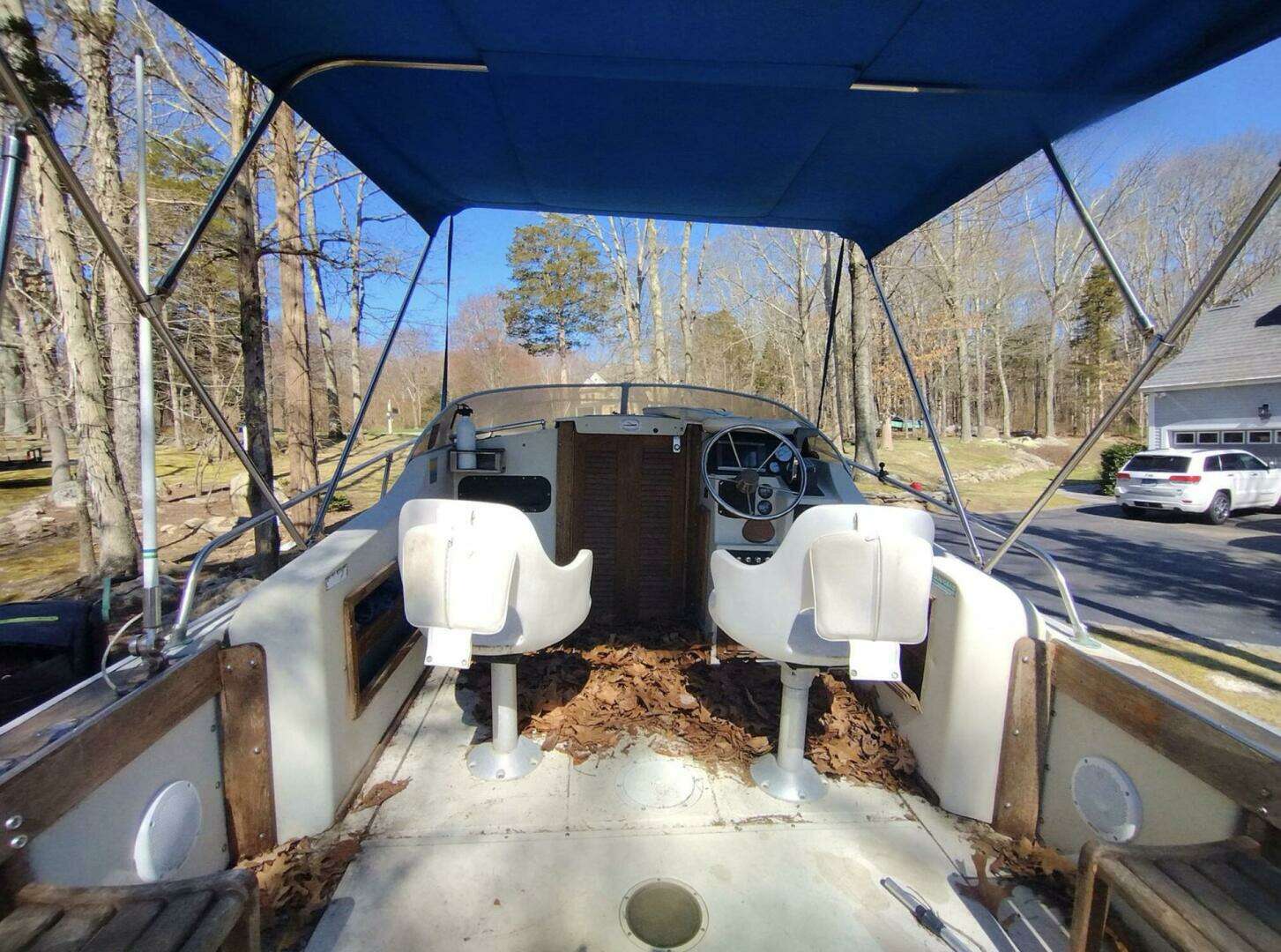 1983 Boston Whaler Revenge - Image 15