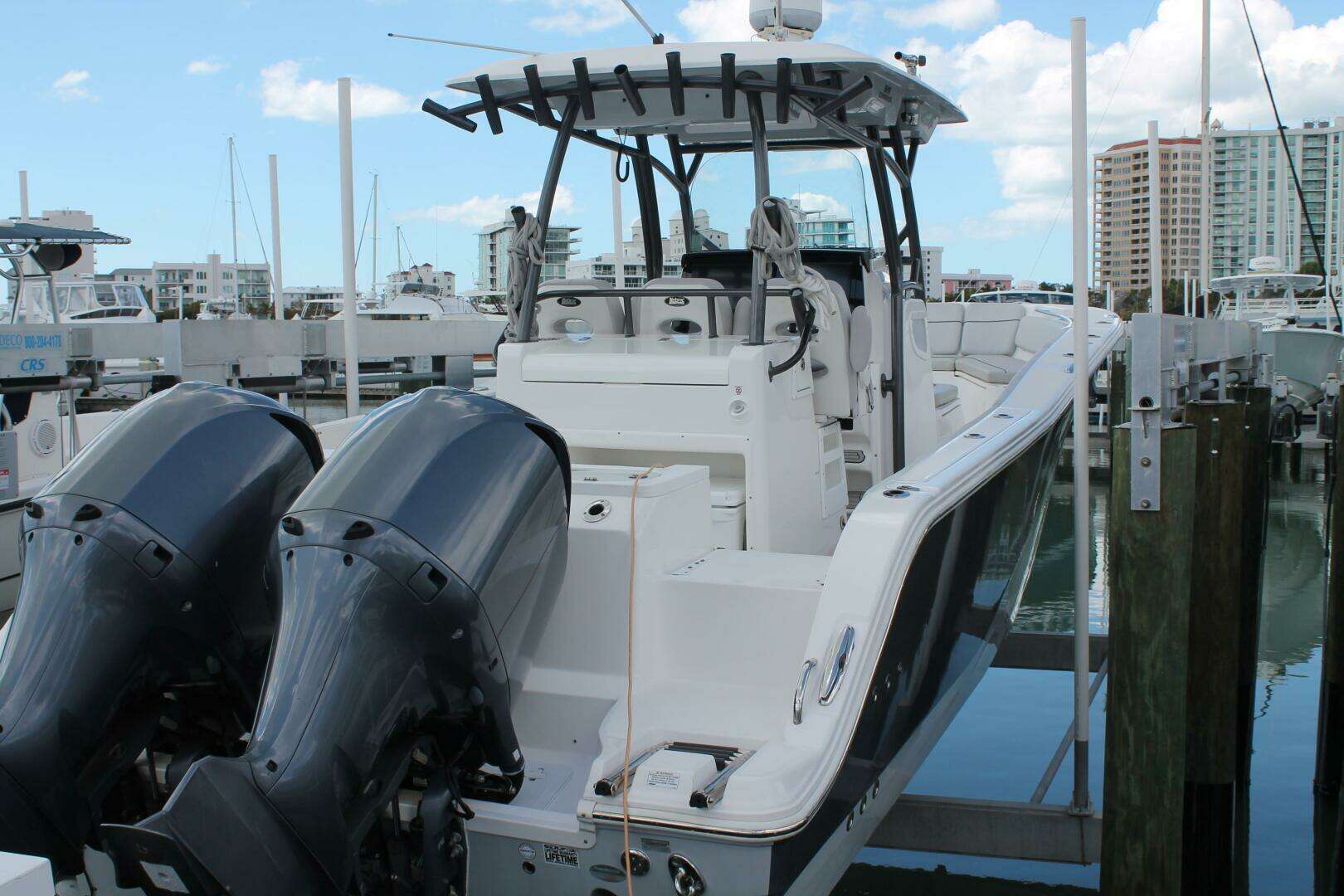 2018 Sea Fox 328 Commander - Image 8