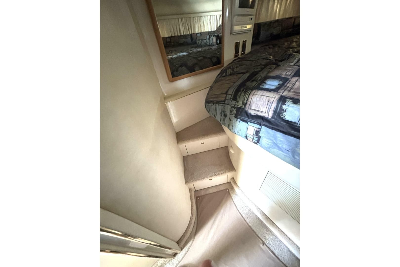 1997 Sea Ray 370 Sundancer - Image 30
