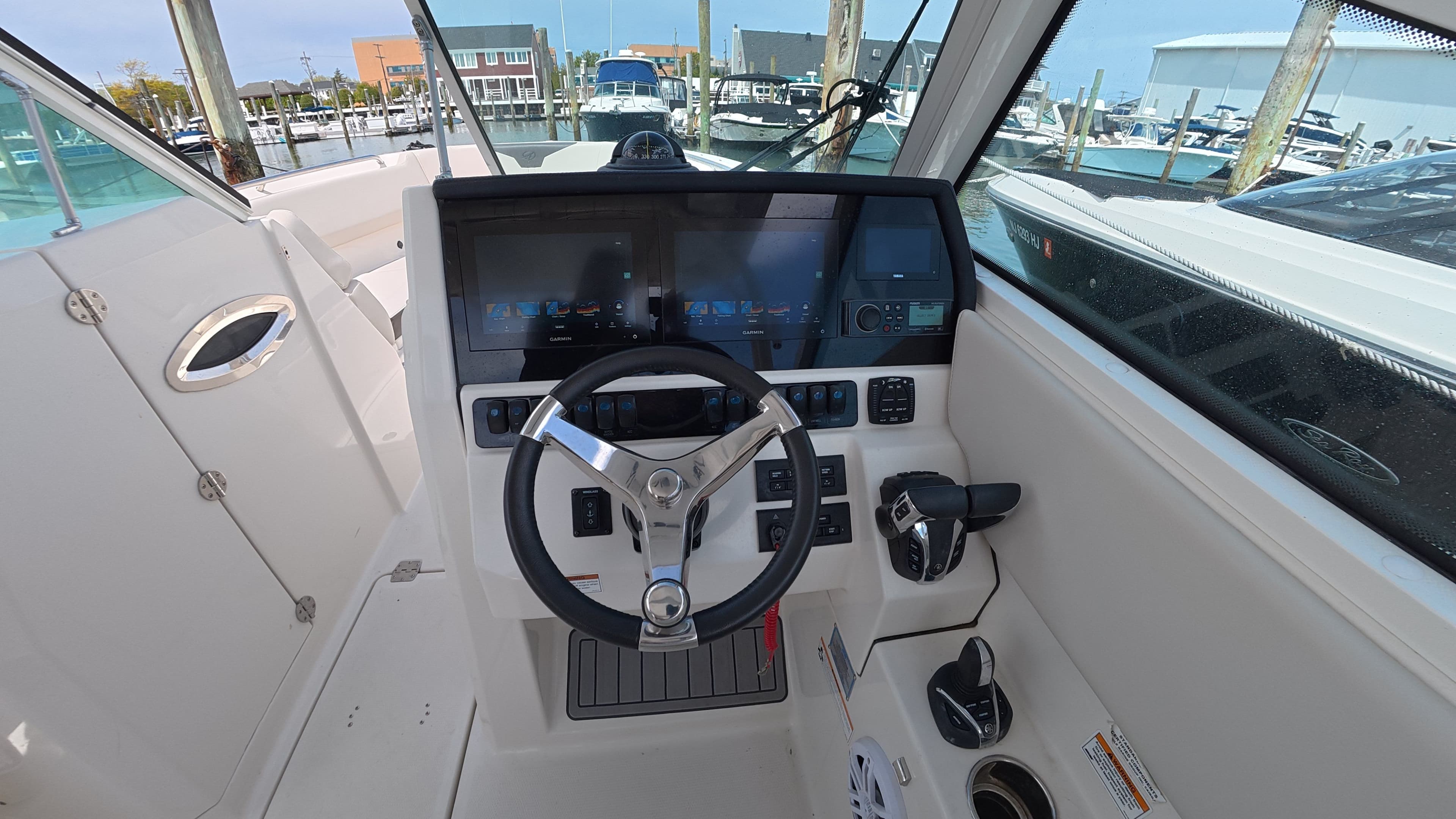 2023 Sailfish 276 DC - 21