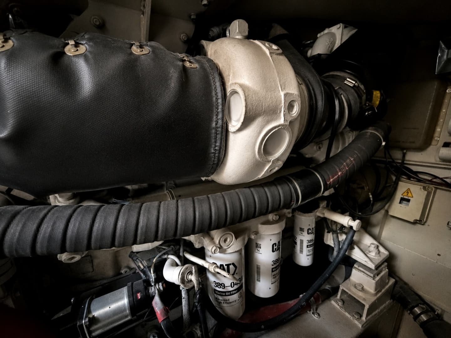 2005 Azimut Fly 62 - Image 48