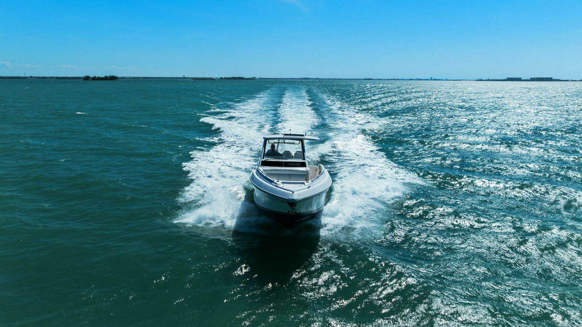 2020 Regal 33 SAV - Image 22