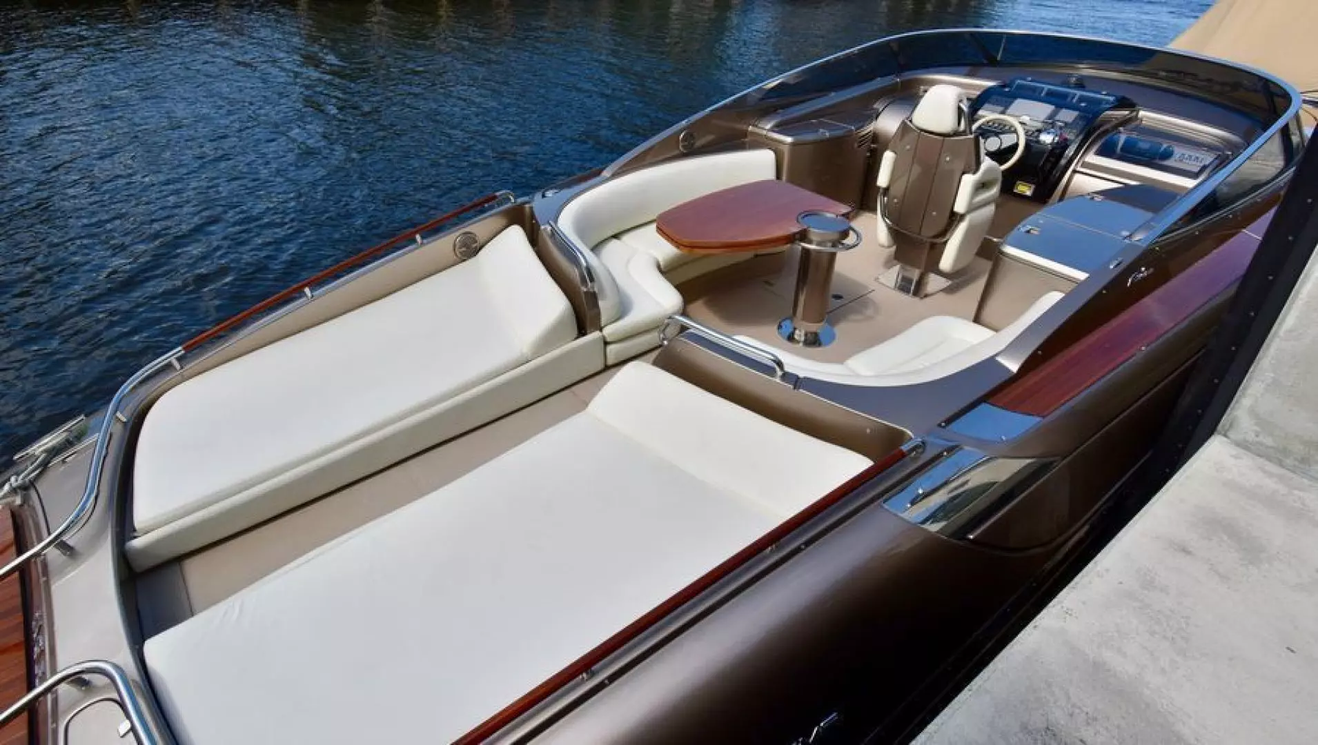 2006 Riva Rivarama - Image 13