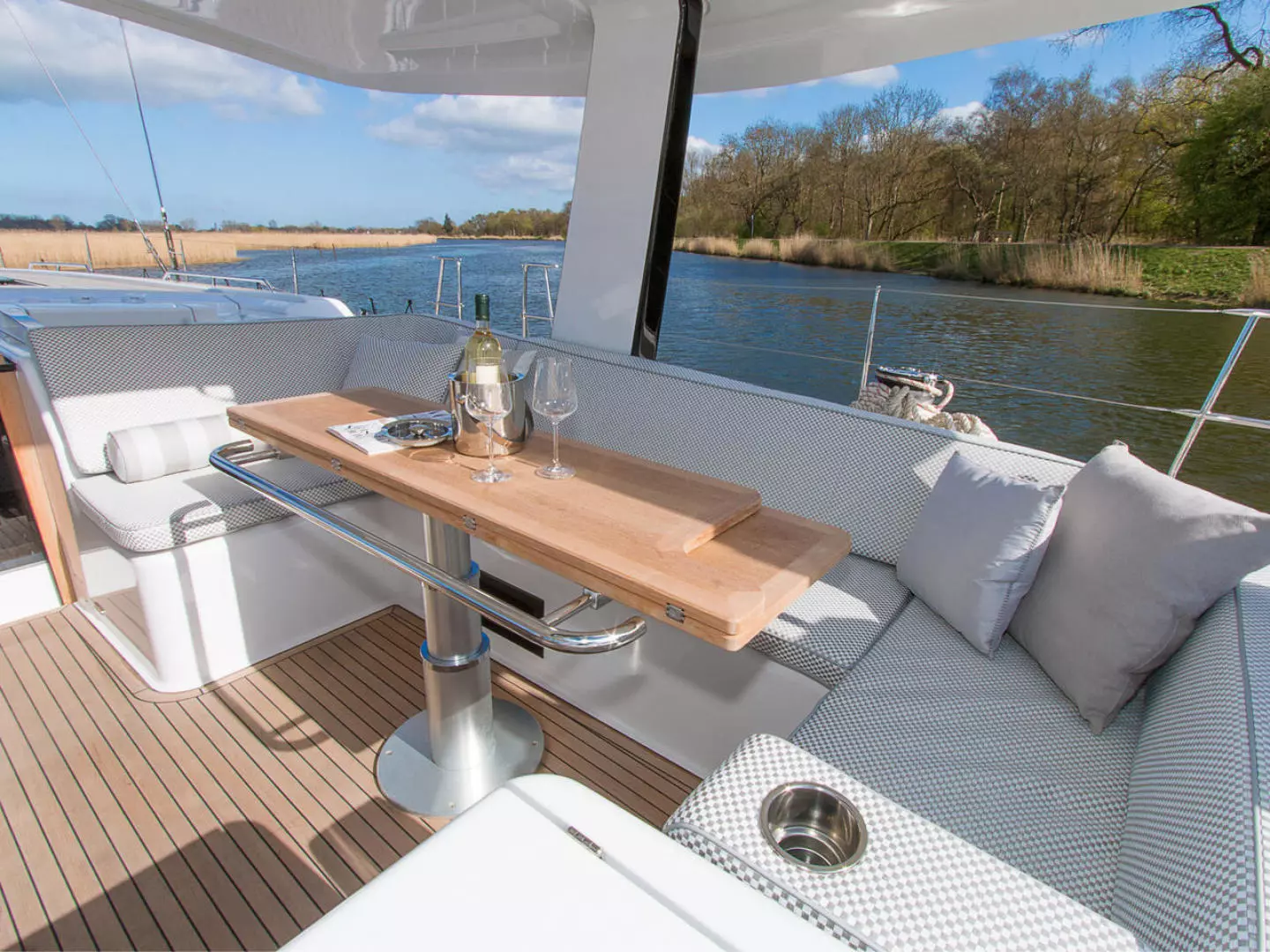 2025 Hanse 675 - Image 9