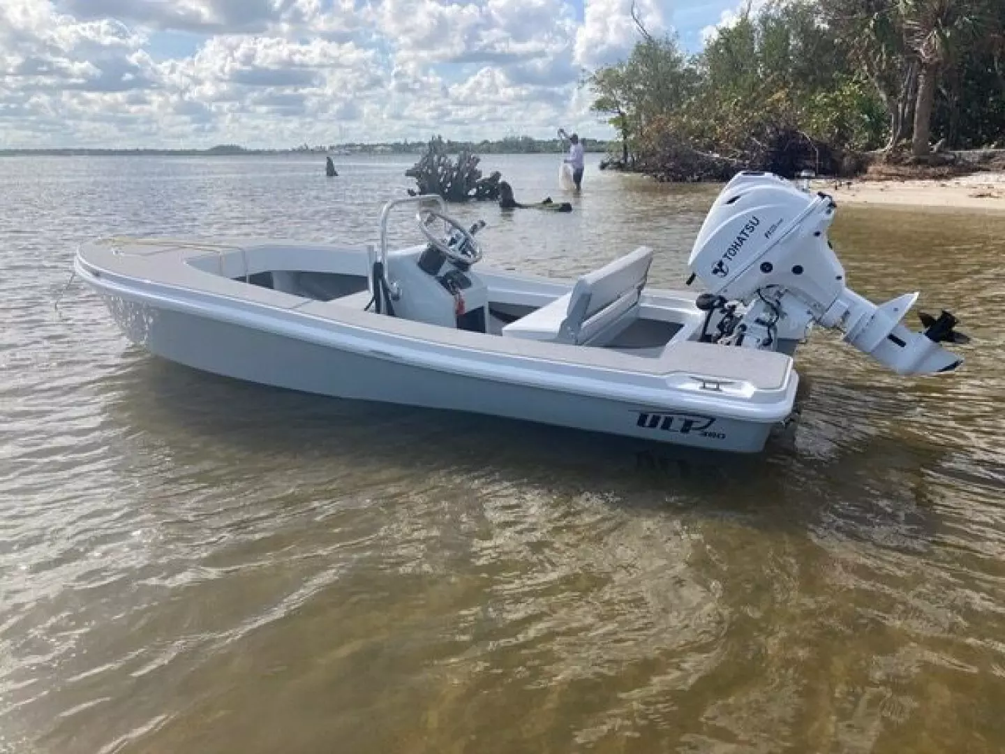2024 Ultra Lite Tenders ULT 380 - Image 4