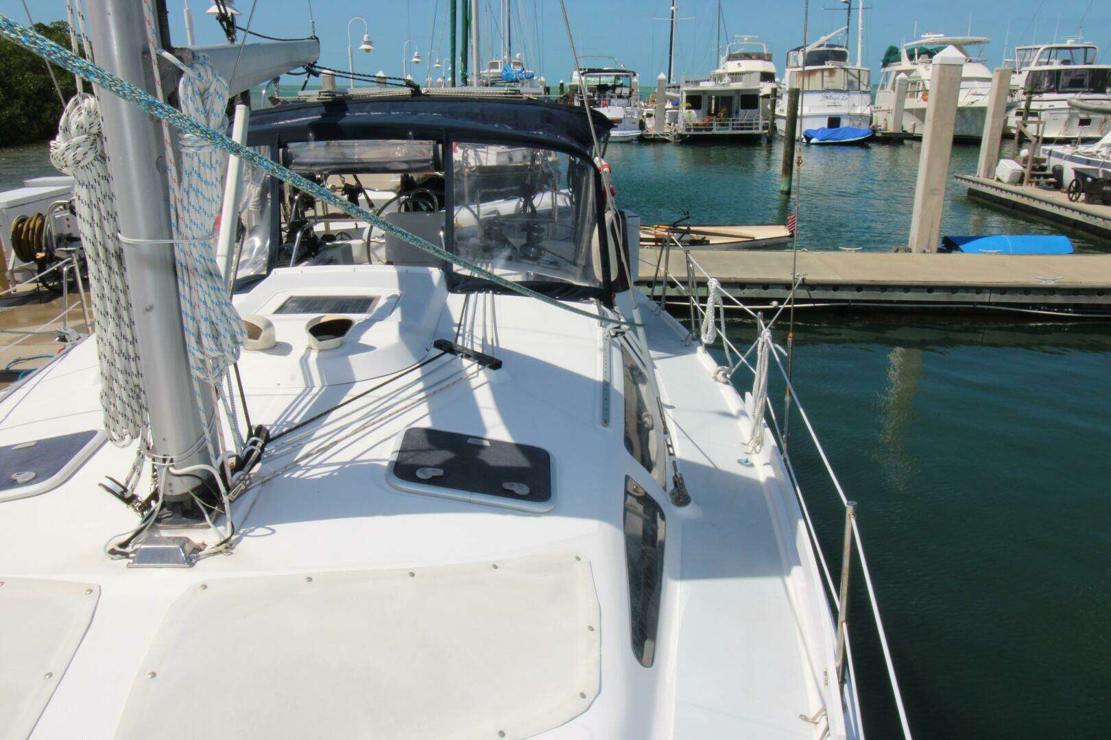 2002 Hunter 410 - Image 9