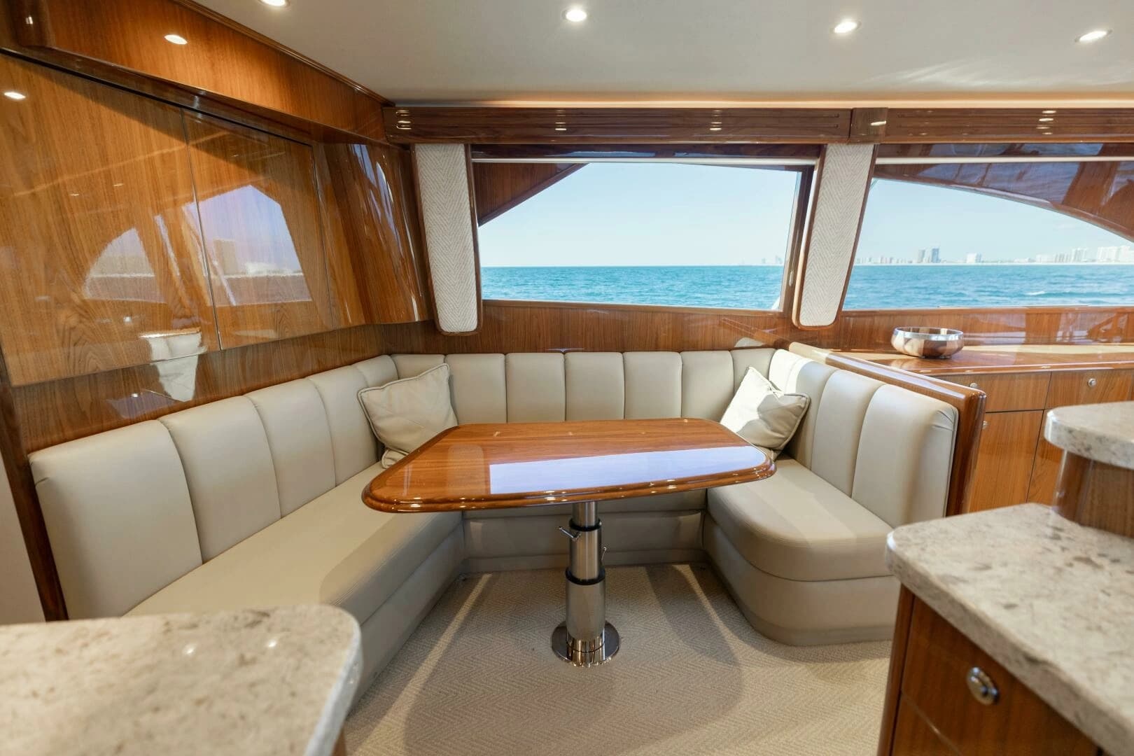 2020 Viking 62 Convertible - Image 14