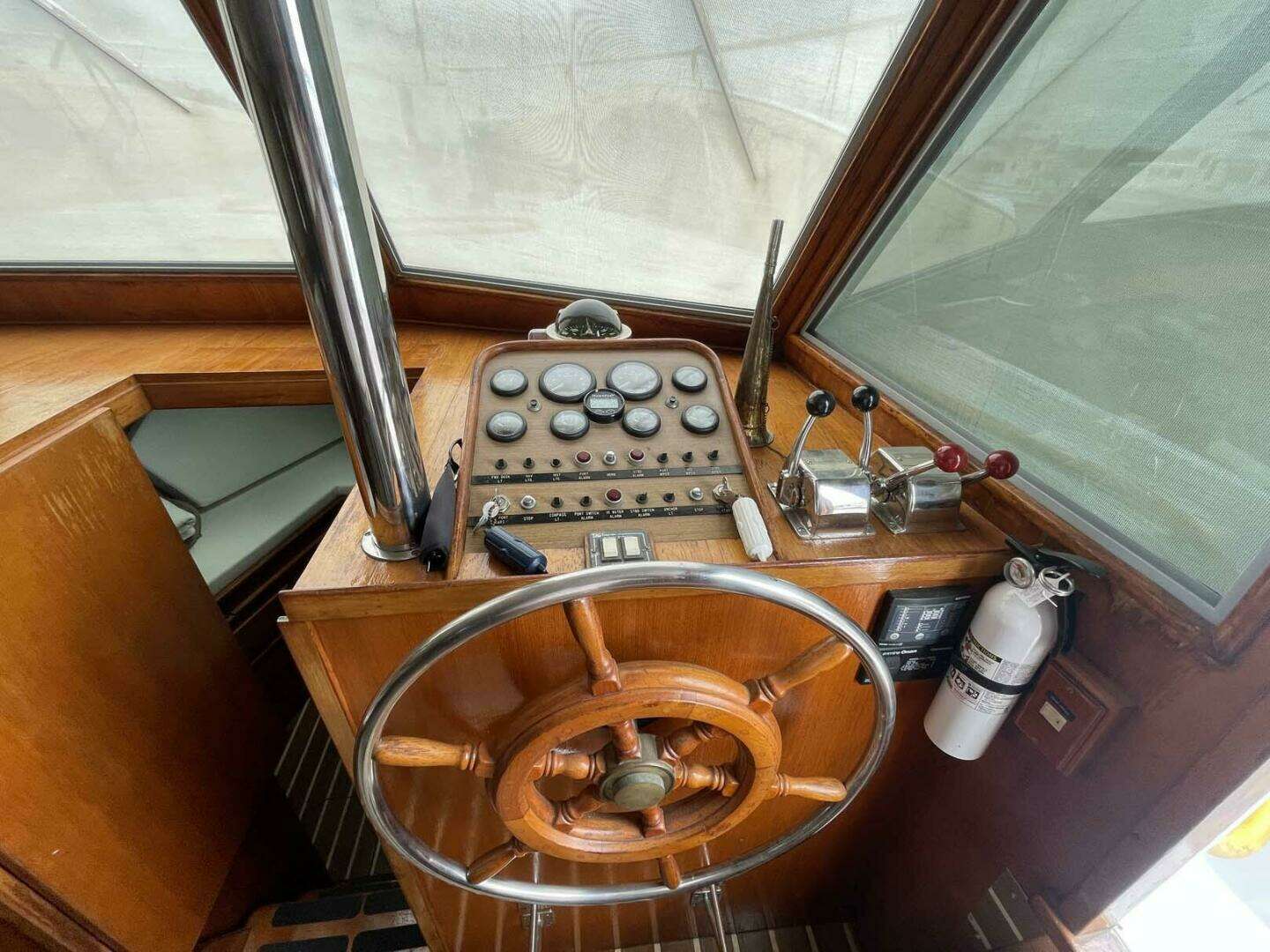 1985 DeFever 40 Offshore Cruiser - Image 10