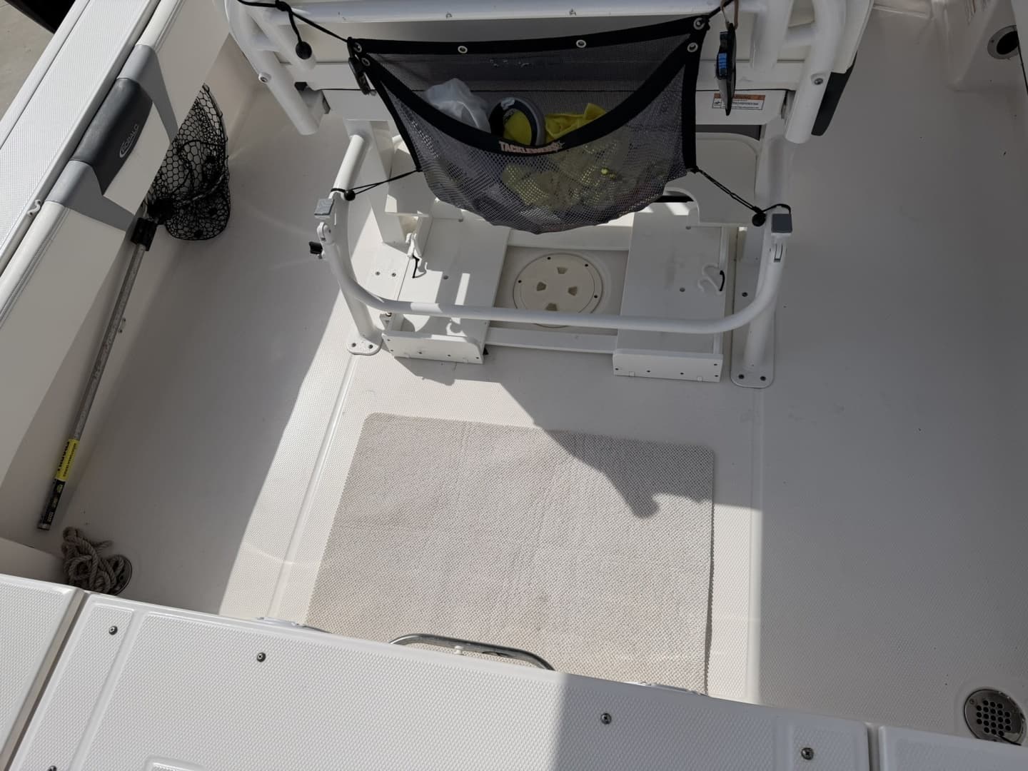 2023 Robalo — - Image 18
