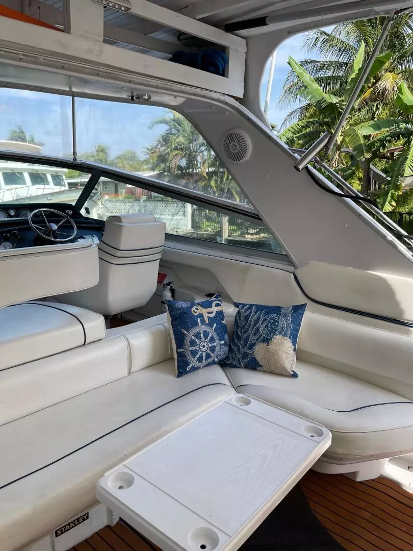 1991 Sea Ray 500 Sundancer - Image 15
