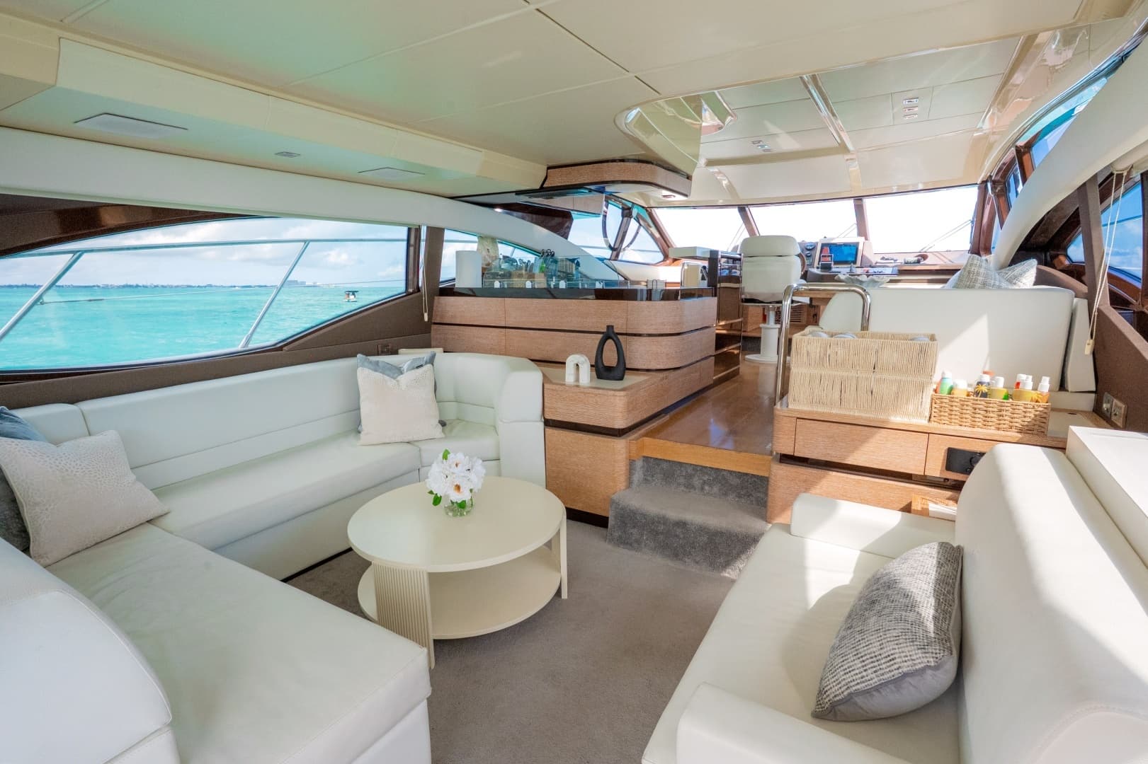 2011 Azimut 58 Fly - Image 21