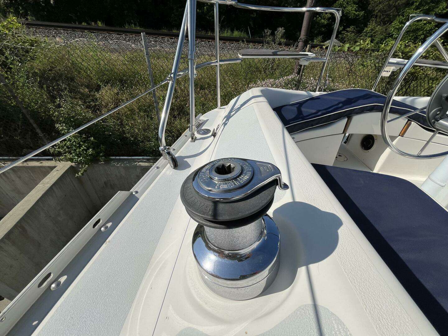1992 Hunter — - Image 31