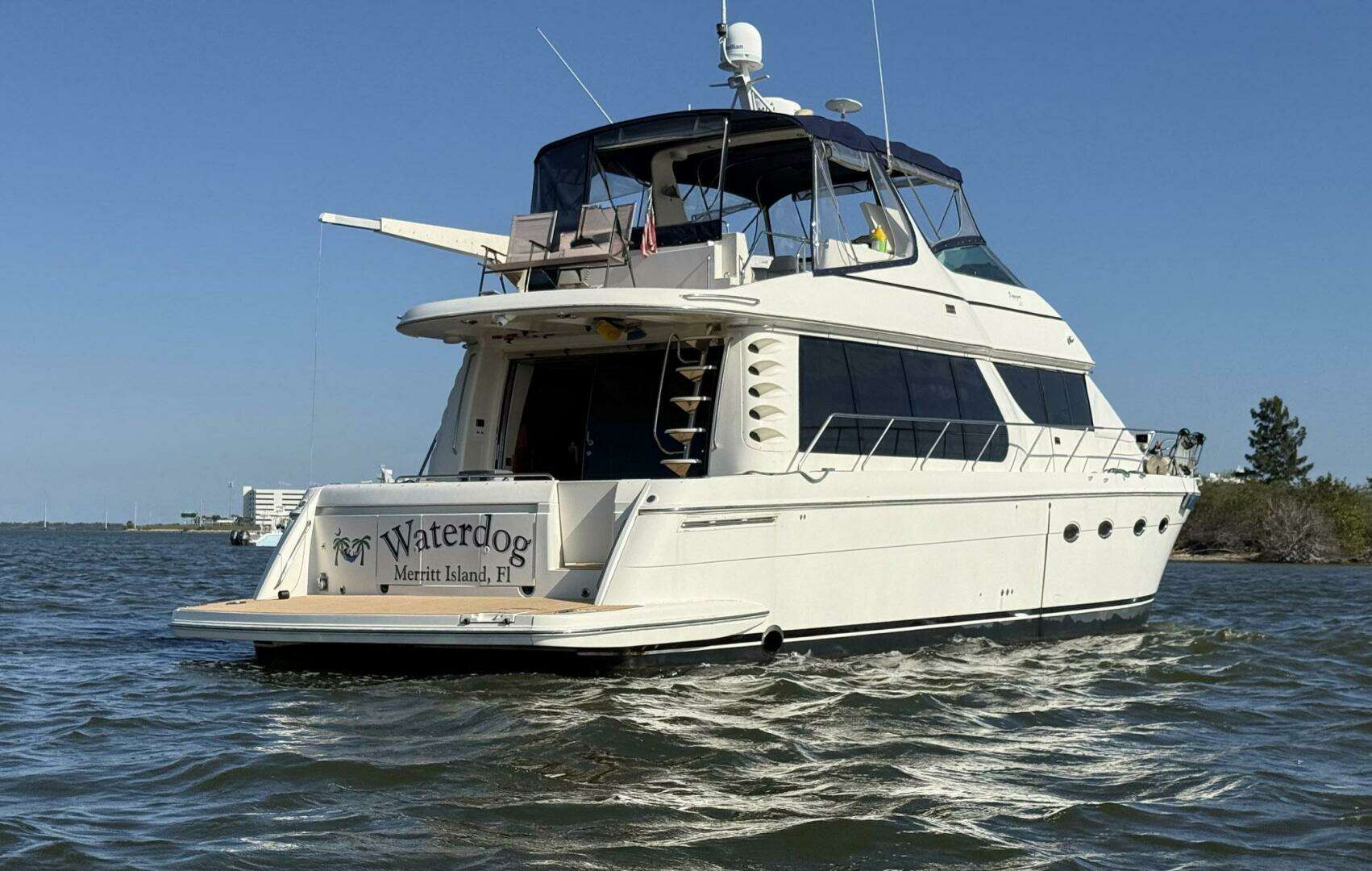 2002 Carver 570 Voyager Pilothouse - Image 2